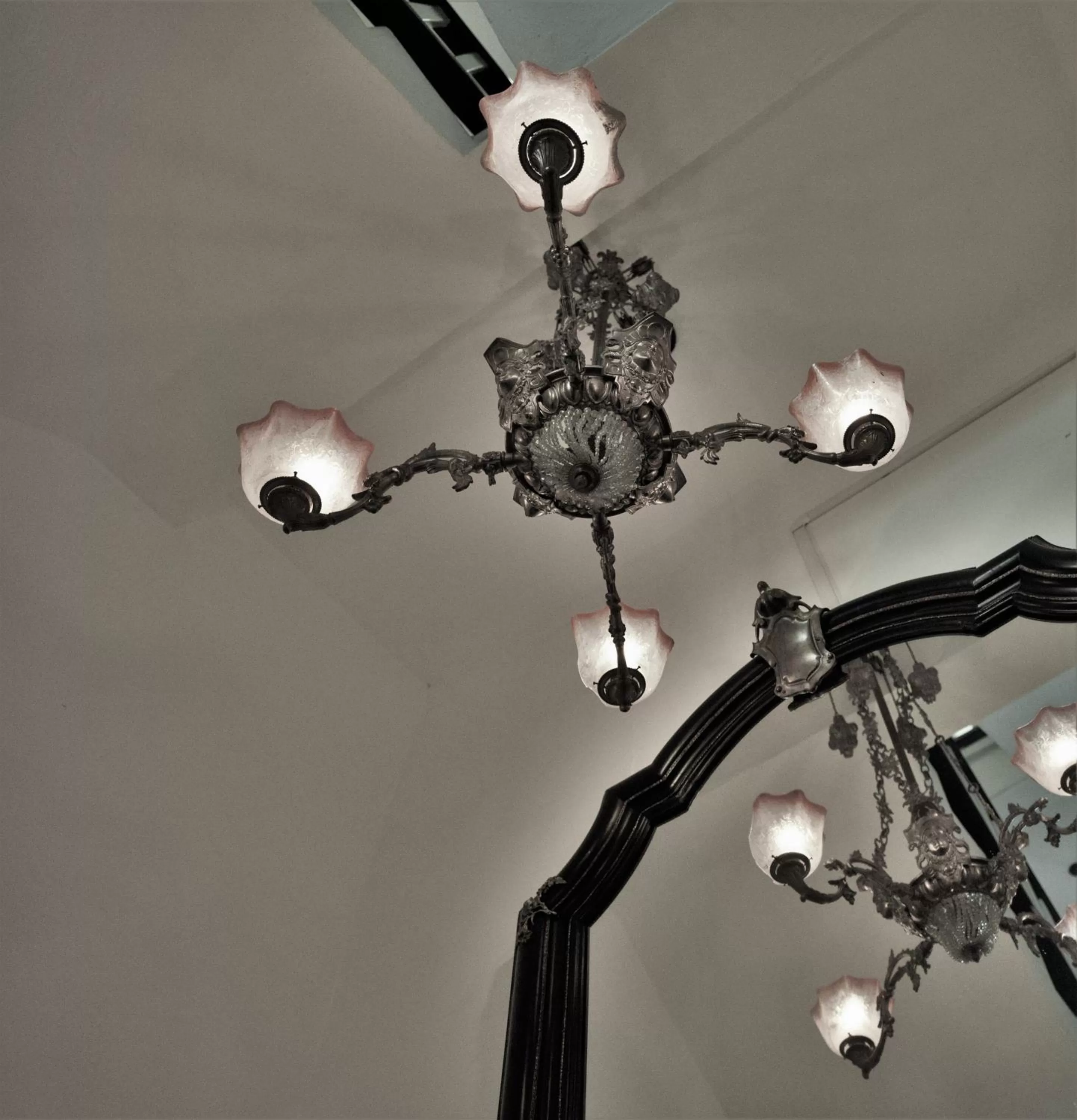 Decorative detail in La Isabela Suites