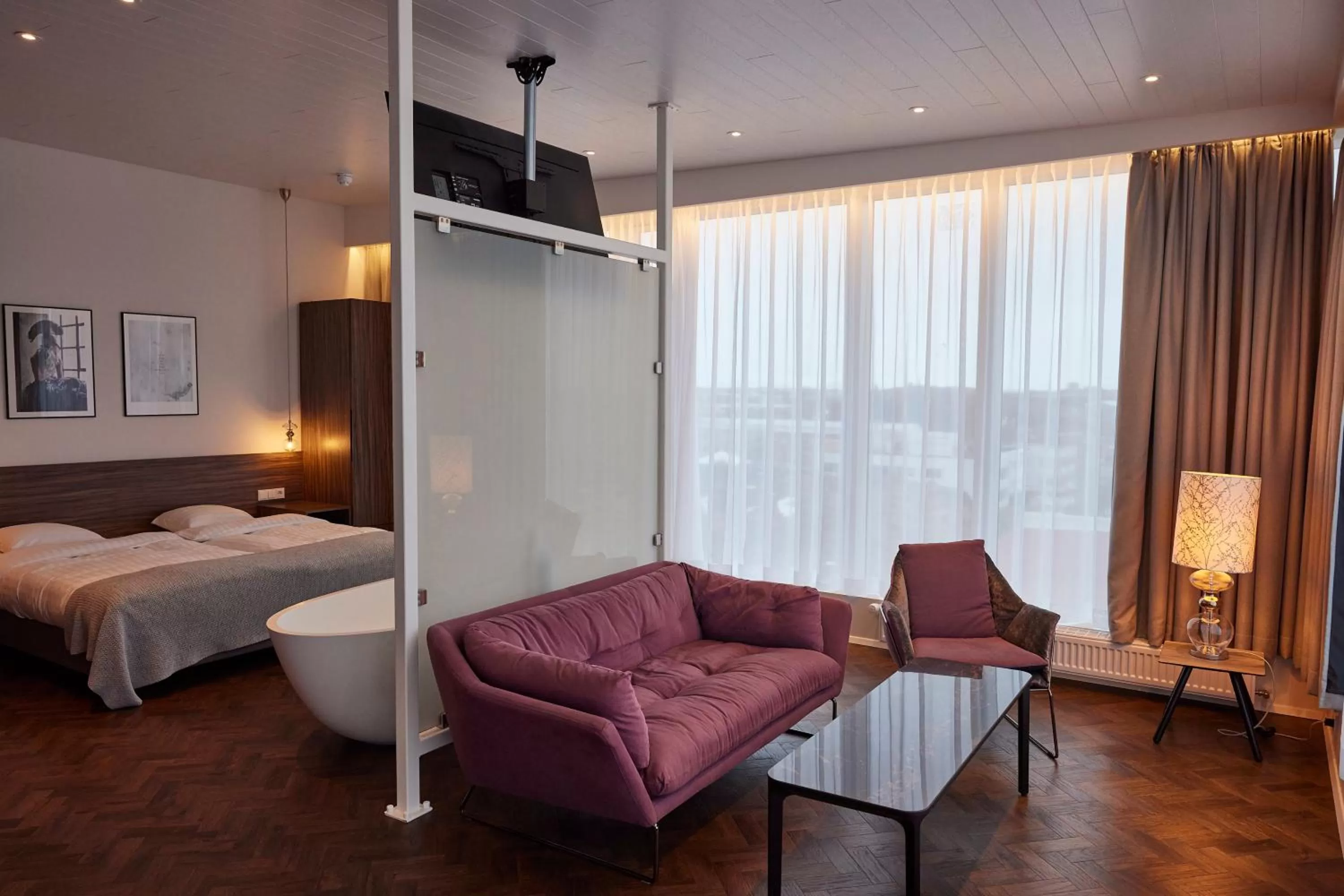 Living room, Bed in Hótel Vesturland