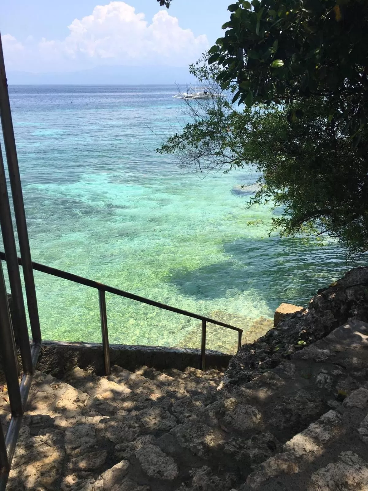 Pescador View - Beachfront ,Extensions & nearby the Ocean Hostels & Restaurant Moalboal