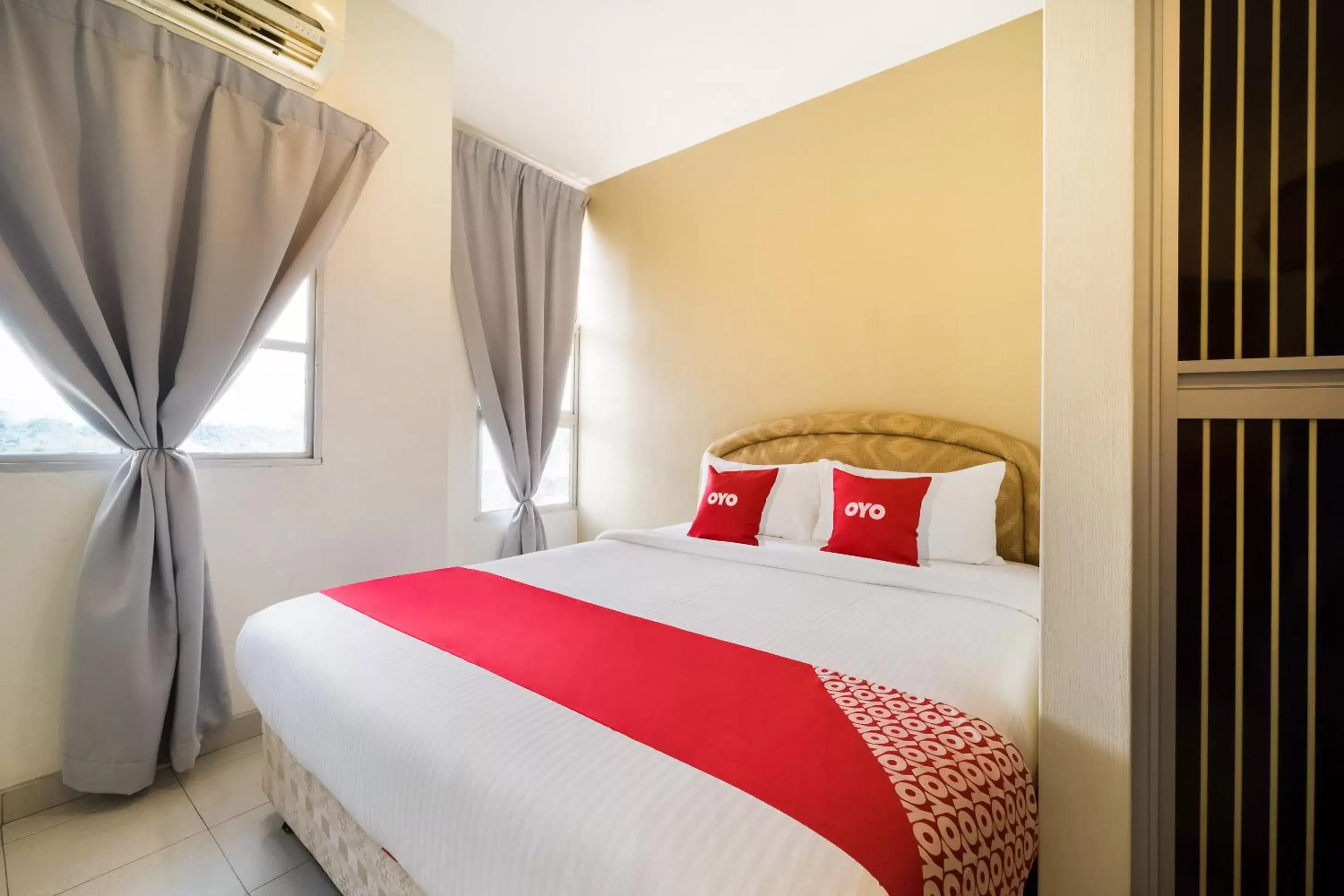 Bedroom, Bed in OYO 44053 El Zahra Moda Alor Setar Bedroom, Bed in OYO 44053 El Zahra Moda Alor Setar