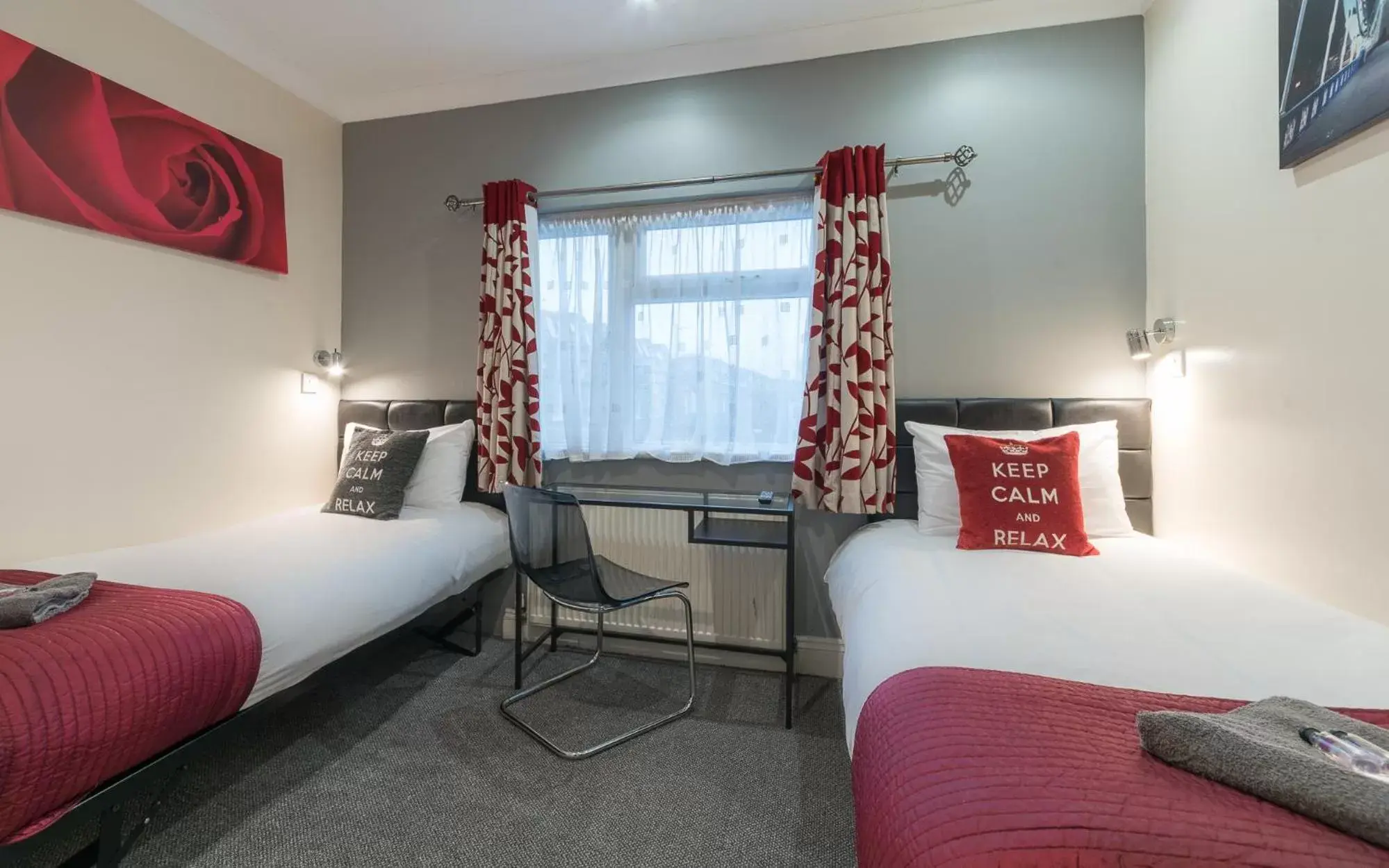 Twin Room with Private Bathroom in Hellenic Hotel by Saba Twin Room with Private Bathroom in Hellenic Hotel by Saba