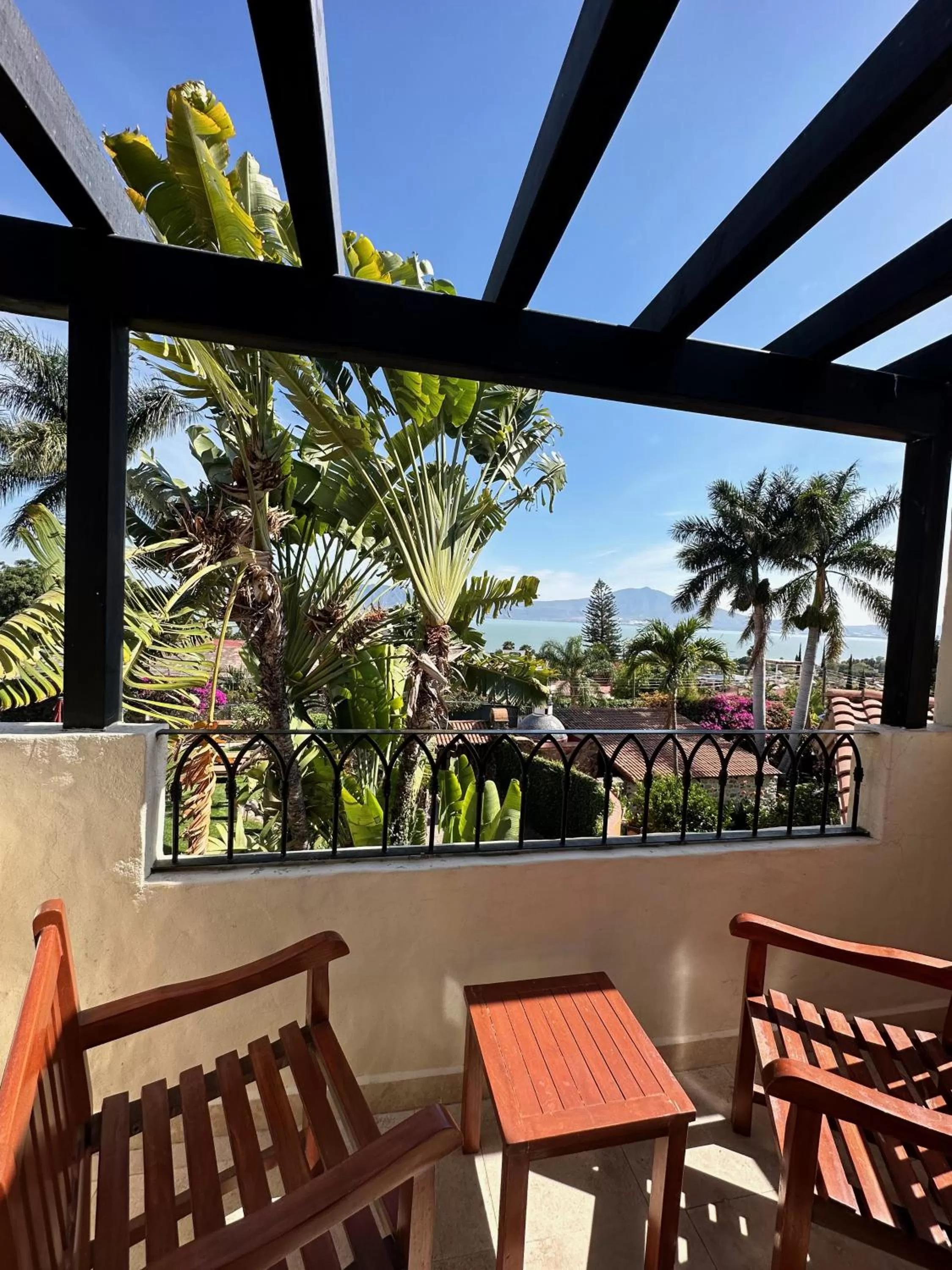 Hotel Lindo Ajijic Bed & Breakfast