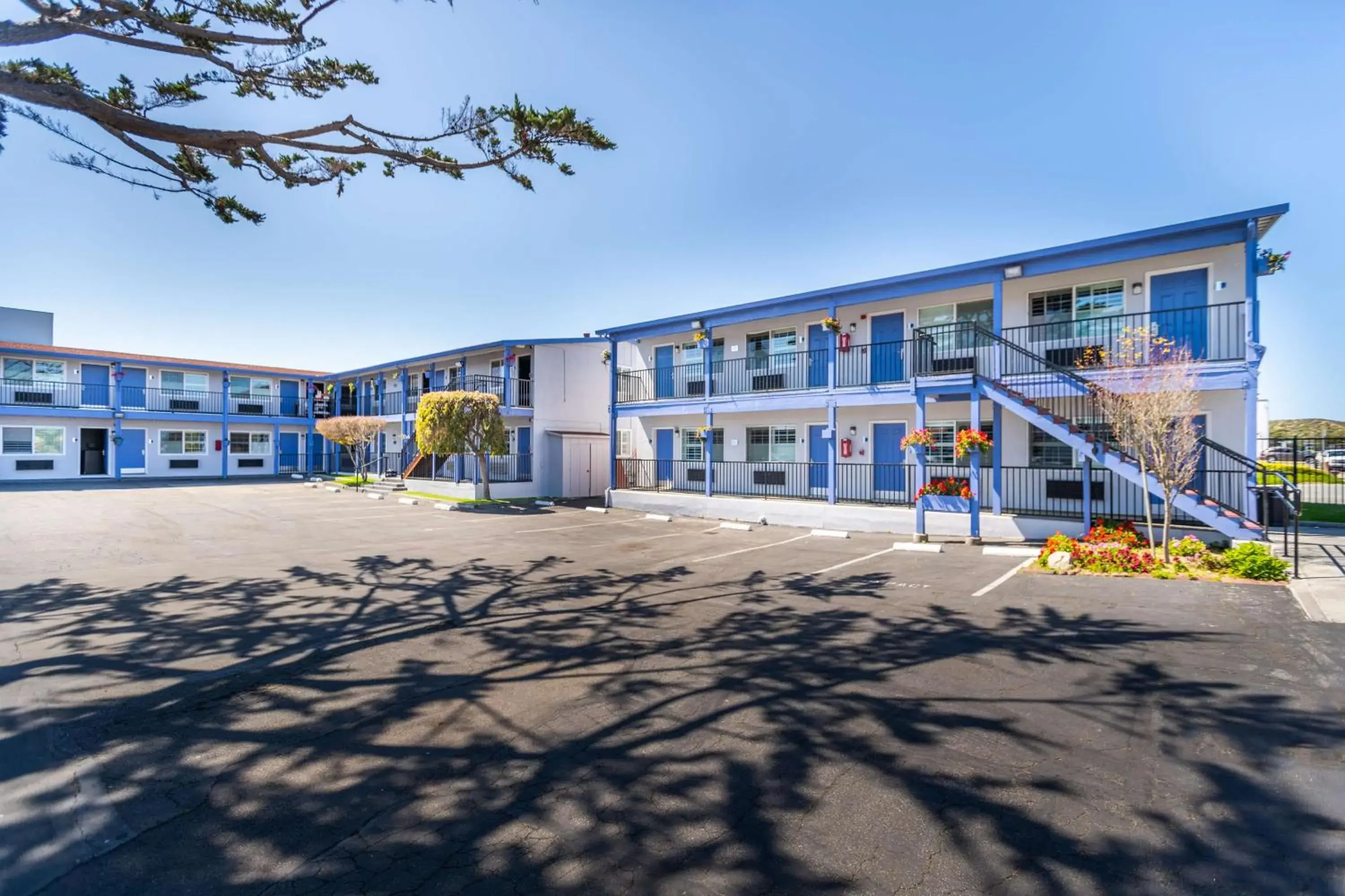 SureStay Hotel by Best Western Seaside Monterey SureStay Hotel by Best Western Seaside Monterey