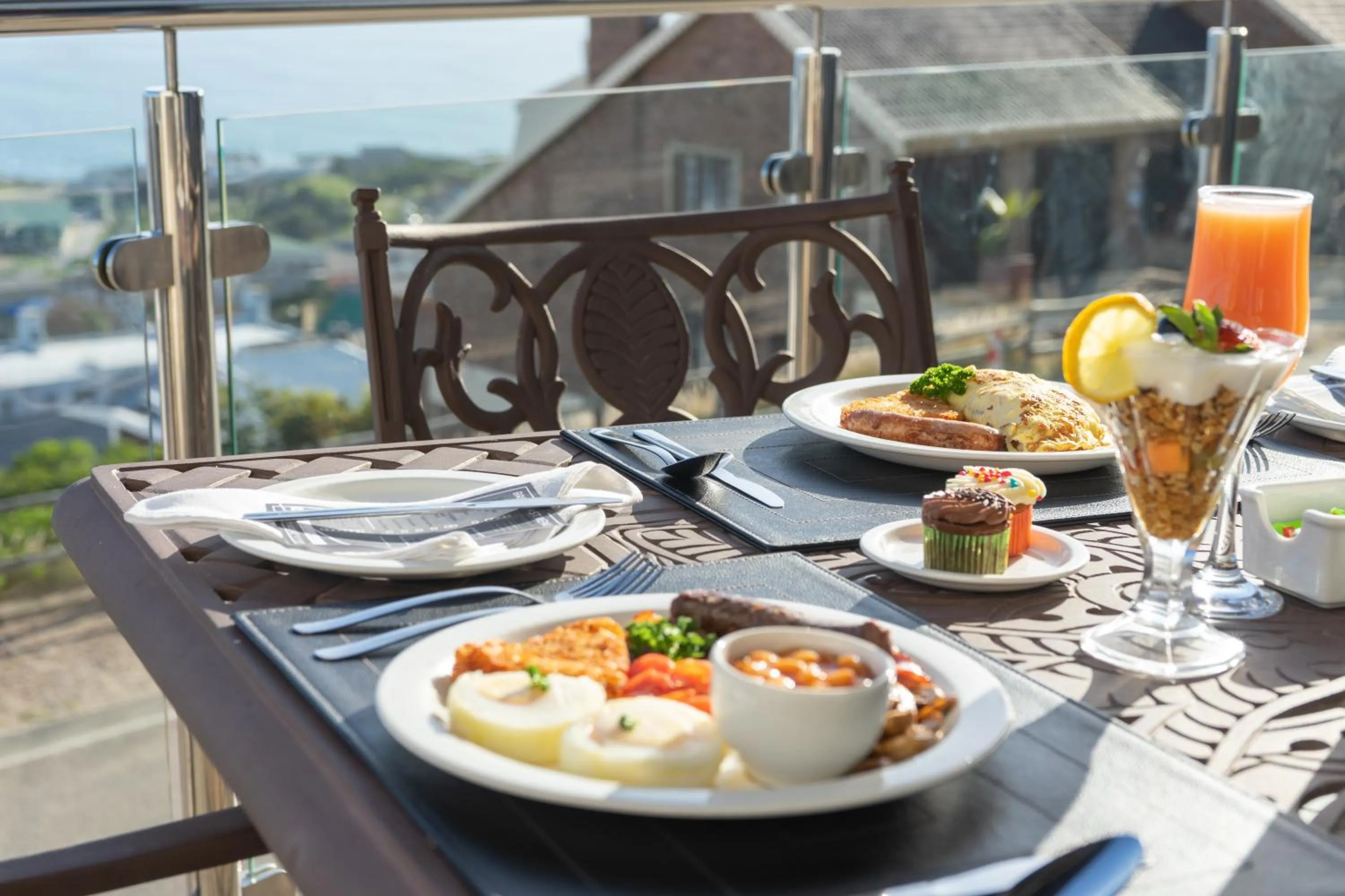 Balcony/Terrace in Bar-t-nique Guest House