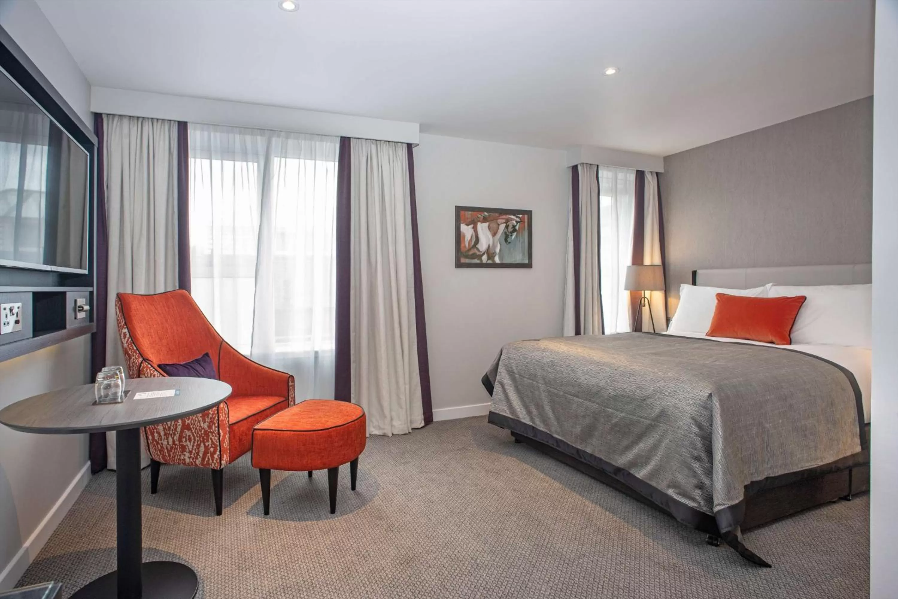 Photo of the whole room, Bed in Ten Hill Place