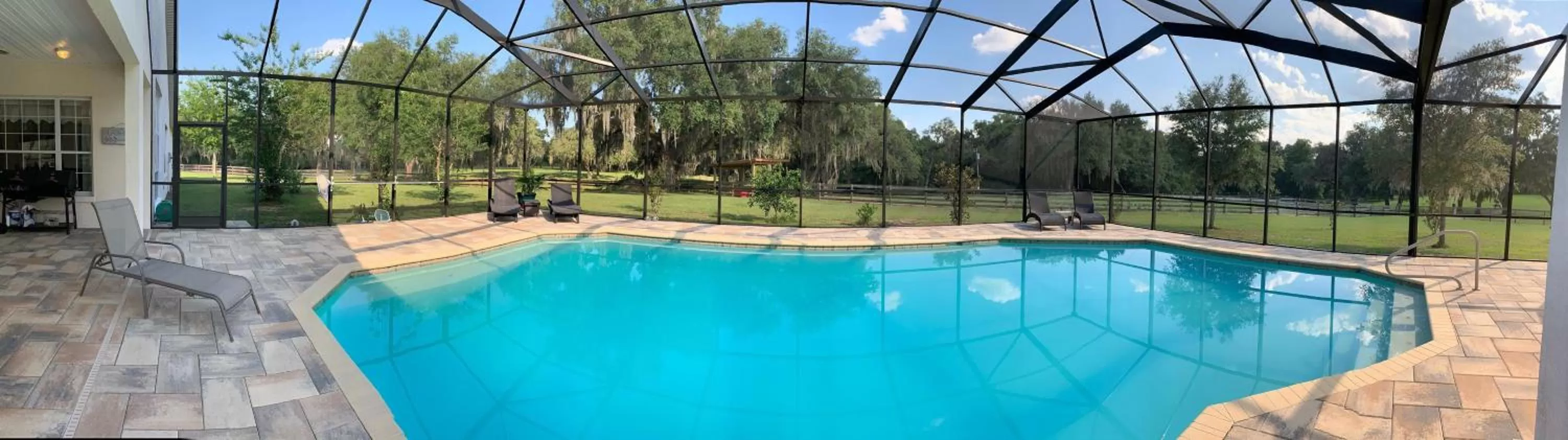 Swimming pool in Rock Pointe Ranch