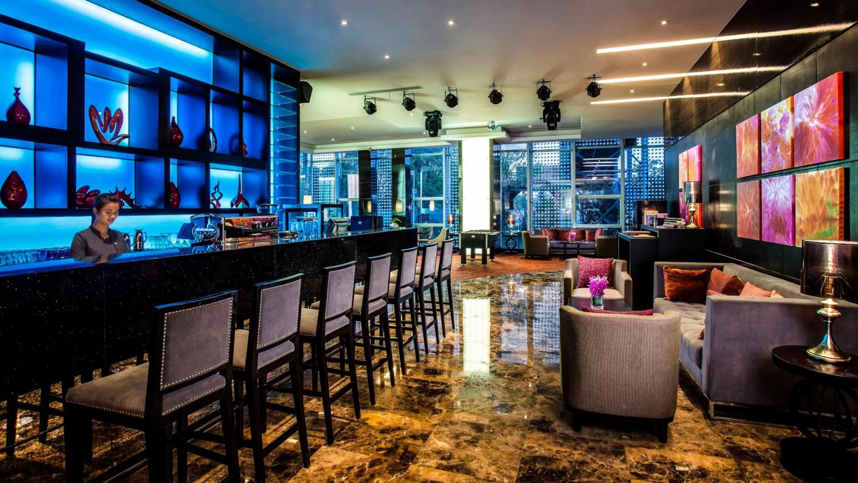 Lounge or bar in Holiday Inn Nanchang Riverside by IHG