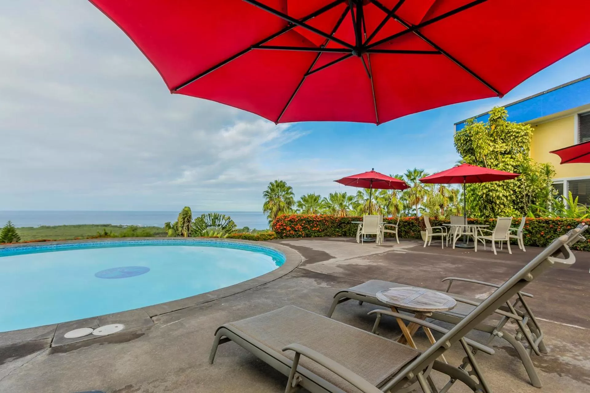 Property building in Luana Inn