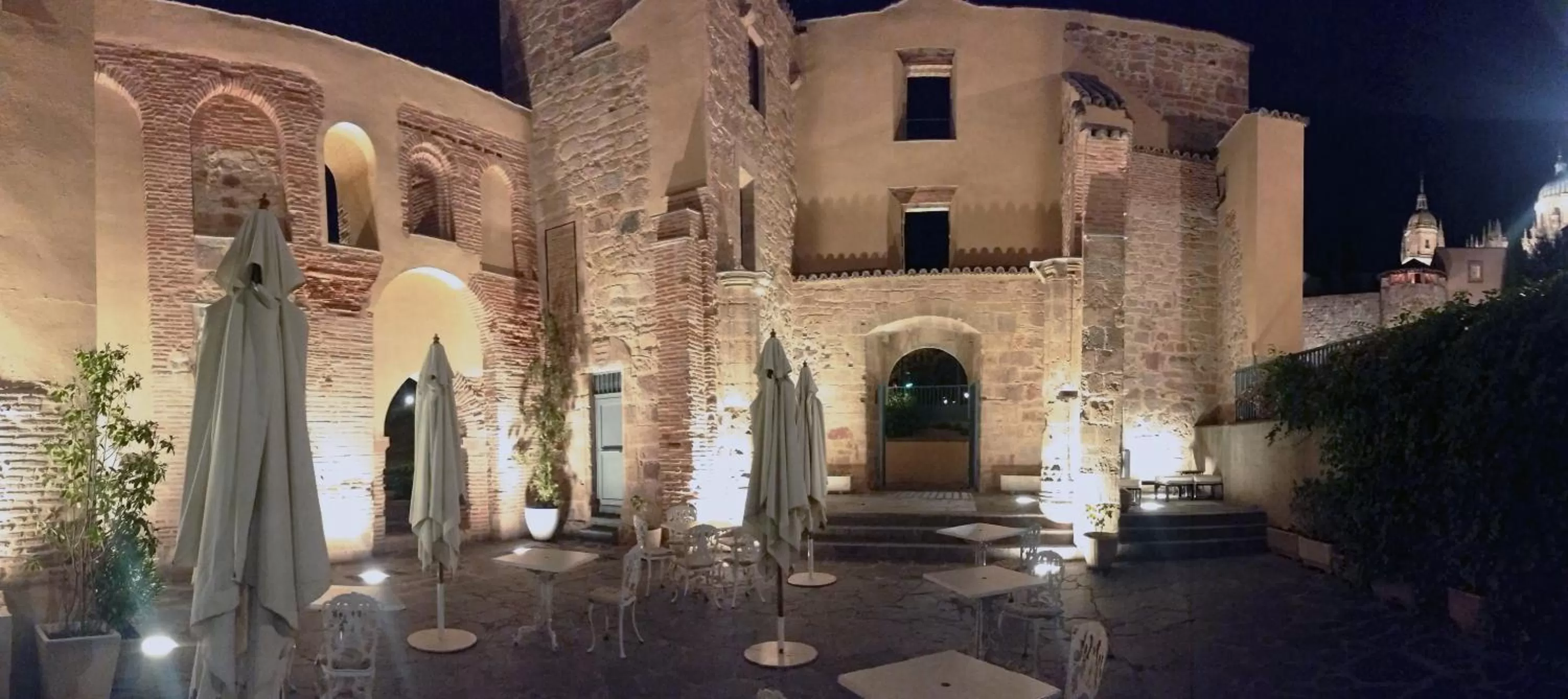 Property building in Hotel San Polo