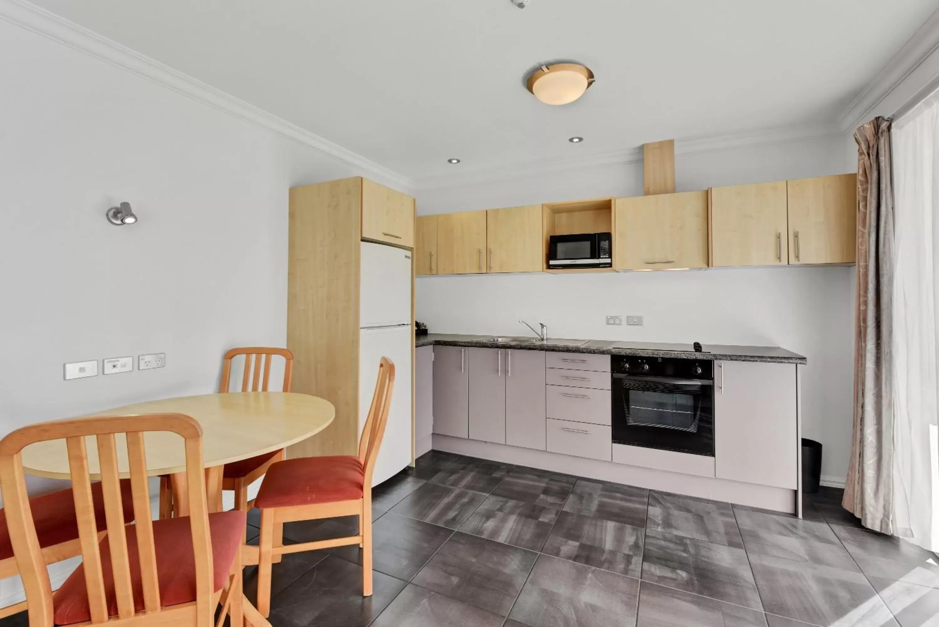 One-Bedroom Apartment in The Hotel Nelson One-Bedroom Apartment in The Hotel Nelson