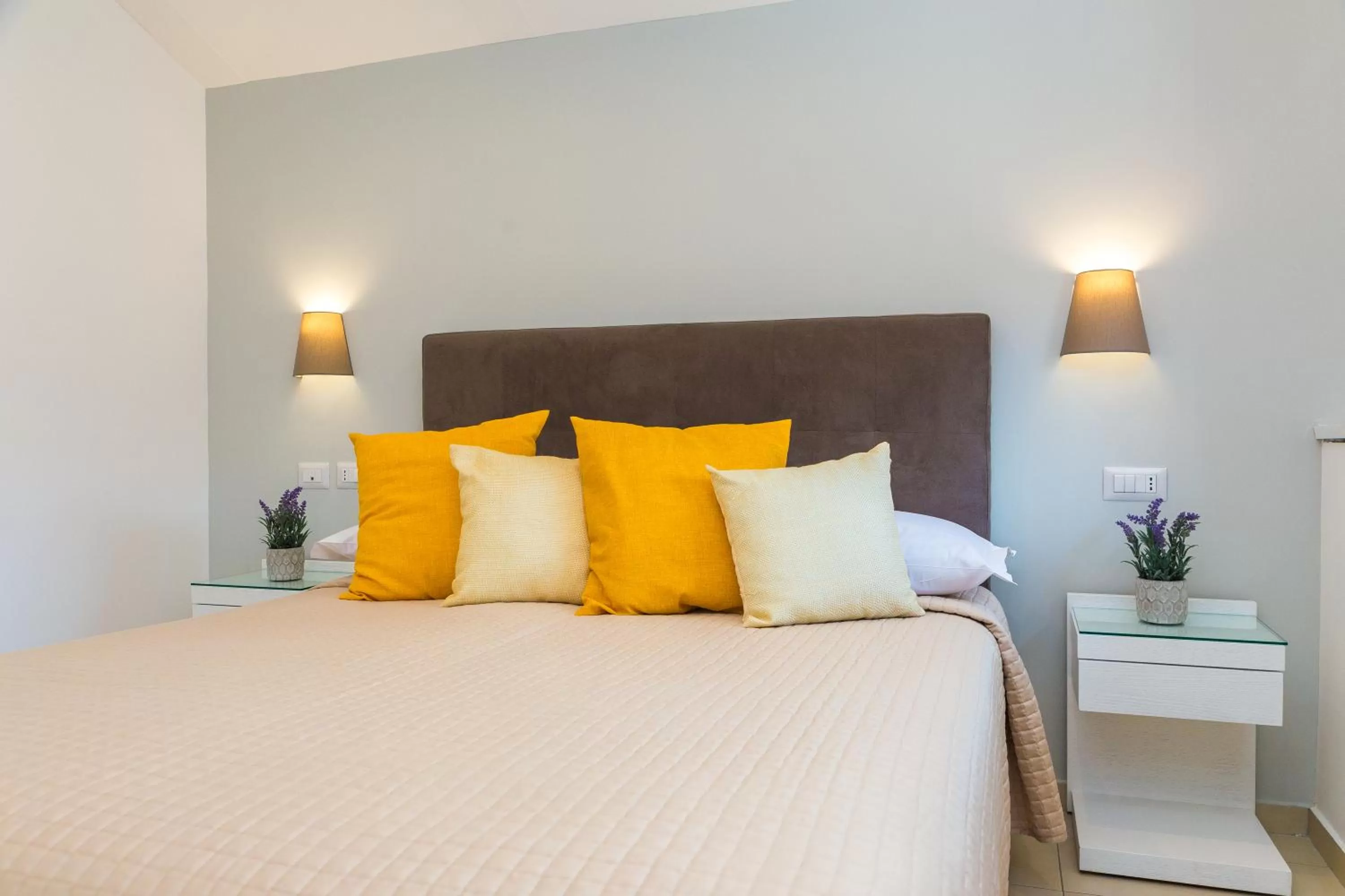 Bed in Hotel Rivoli Sorrento