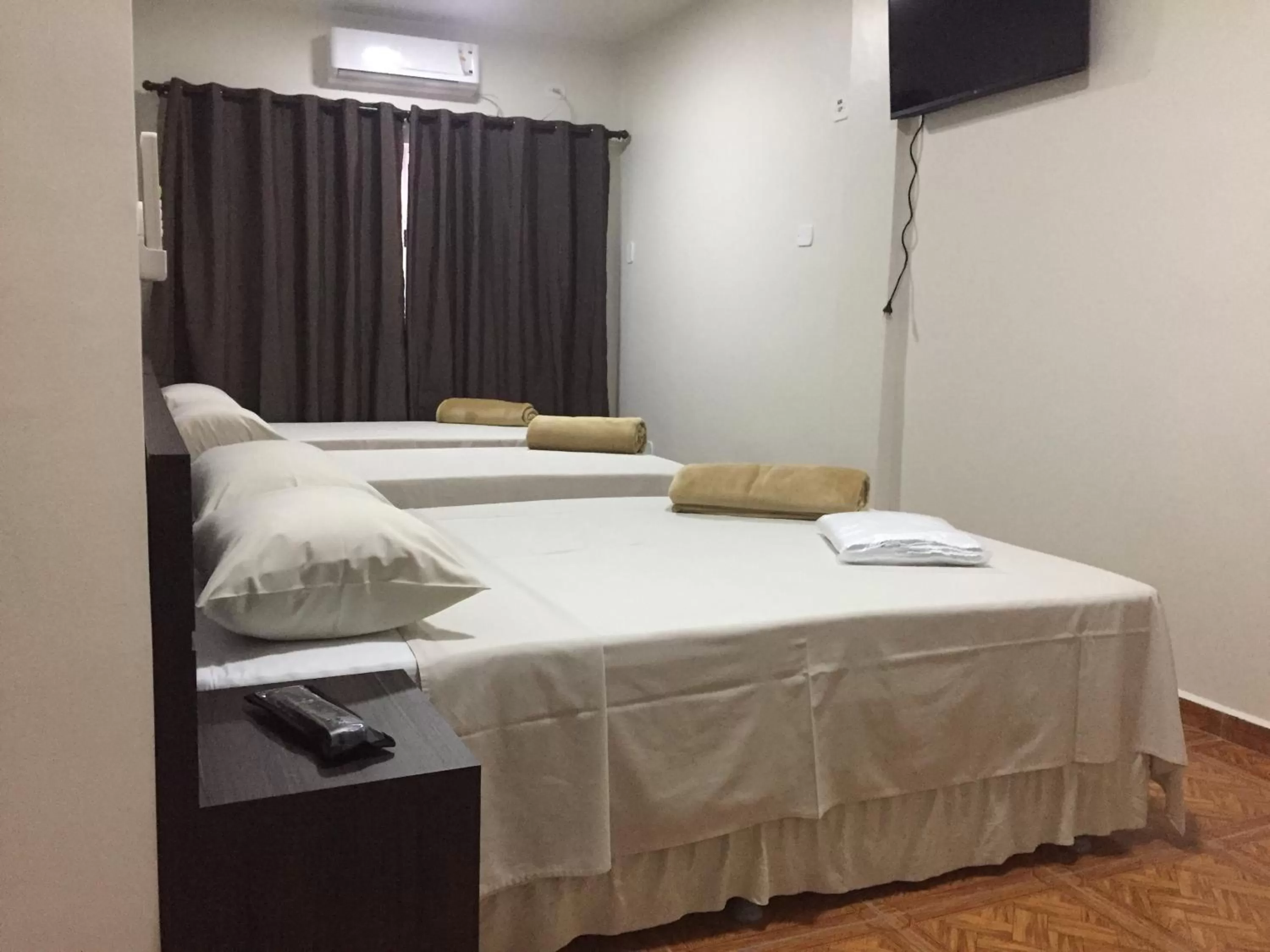 Bed in Hotel Paradizzo