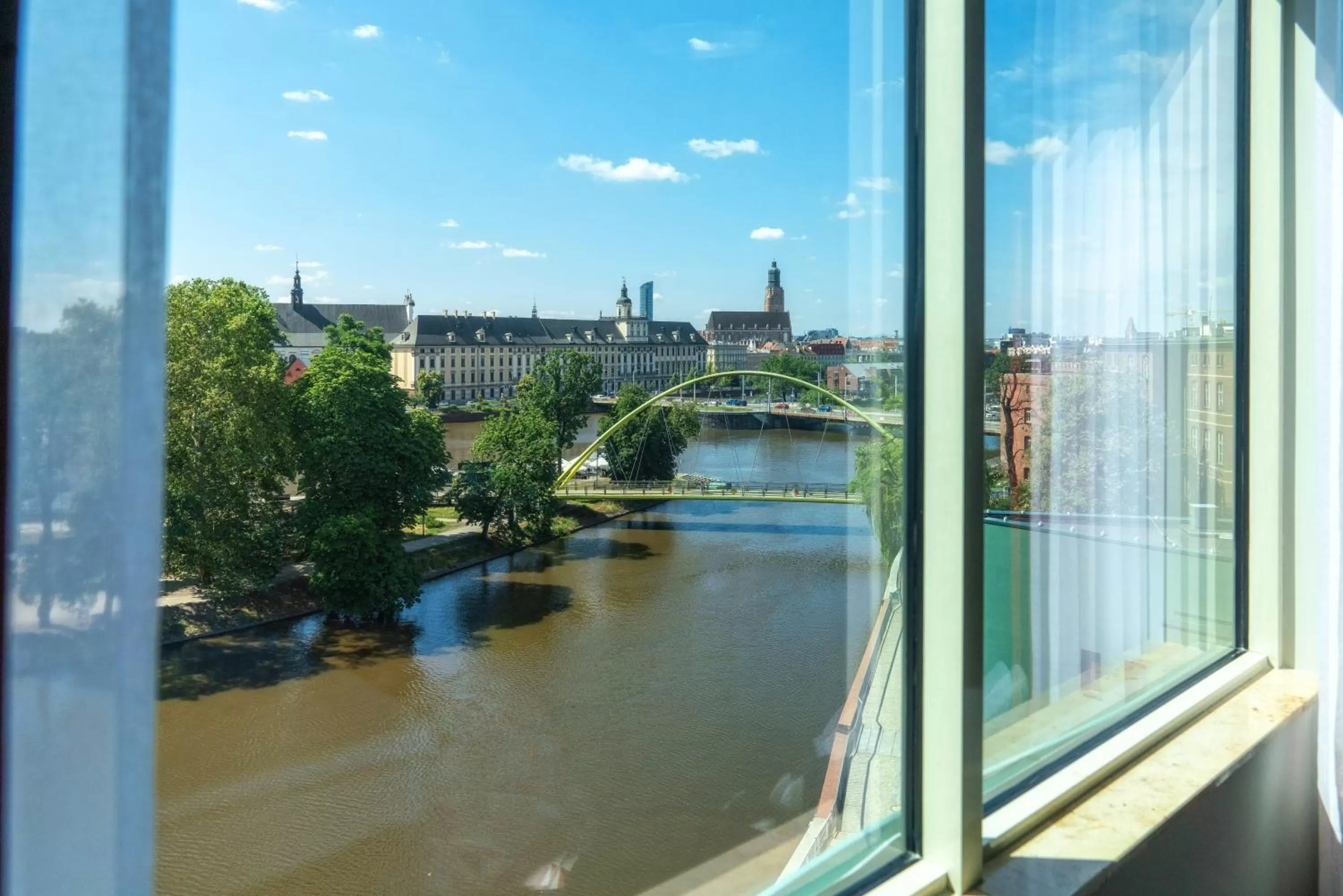 Nearby landmark in HP Park Plaza