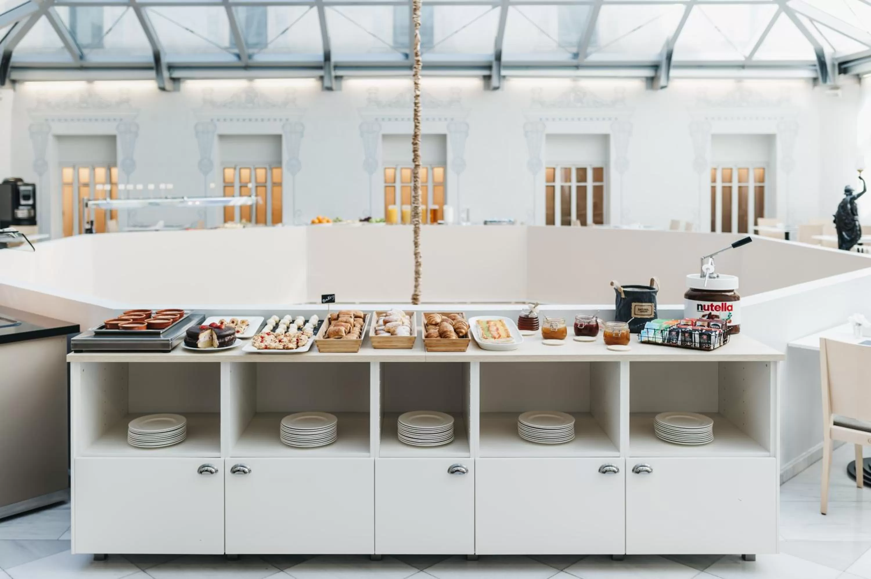 Restaurant/places to eat in Oriente Atiram Hotel