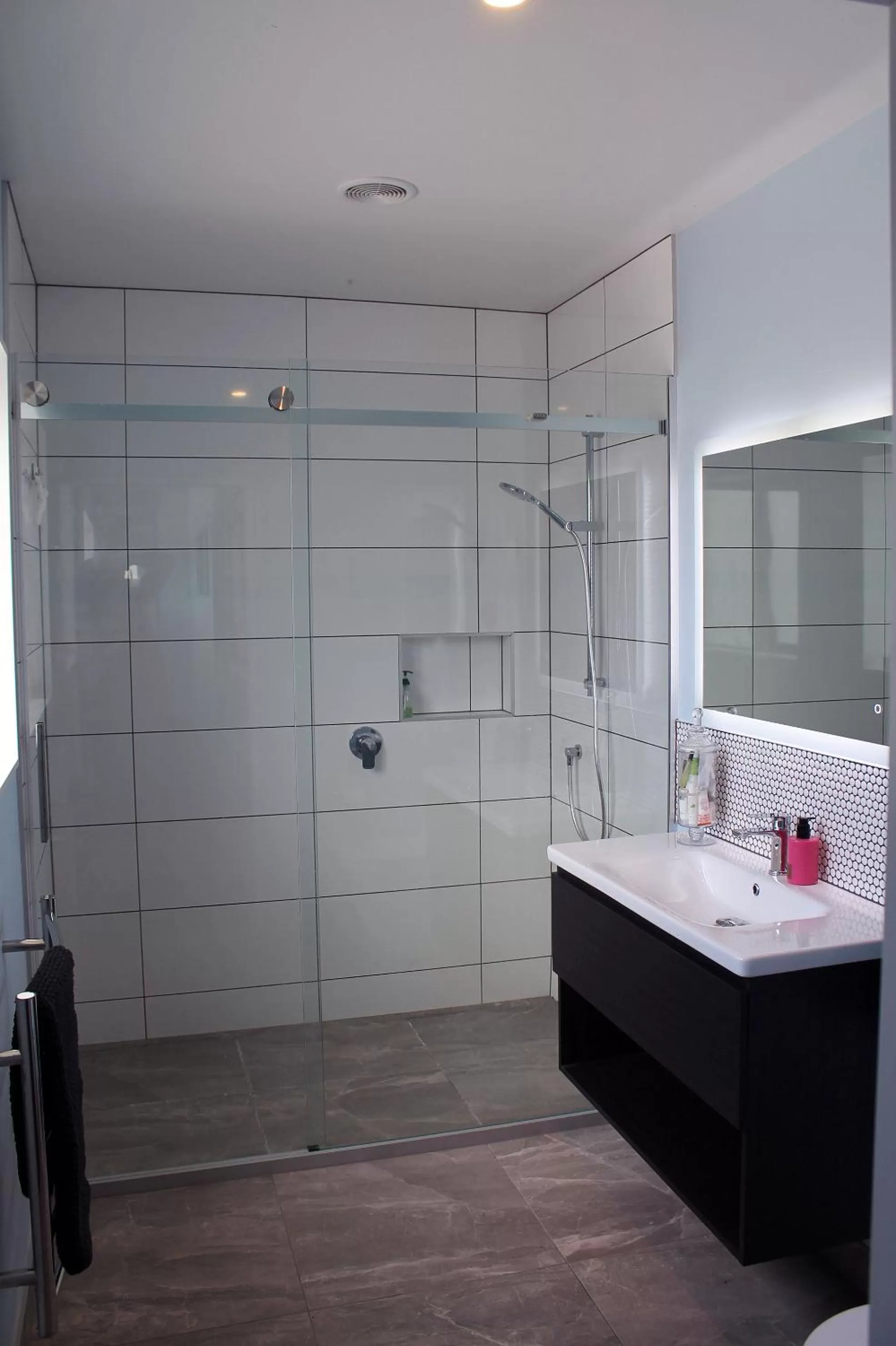 Bathroom in Marlborough Wine Country B&B