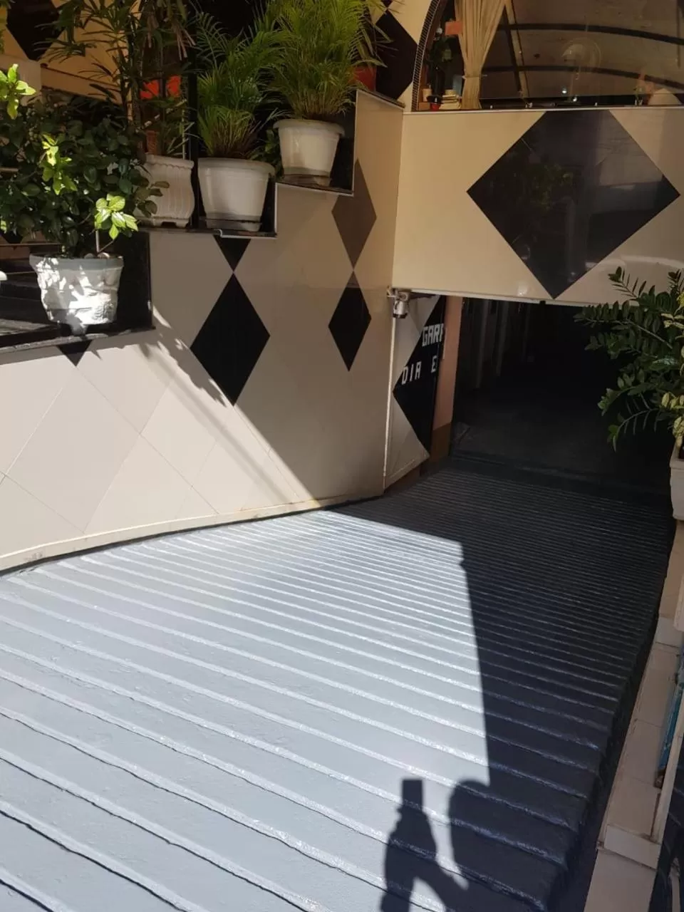 Parking in San Francisco Plazza Hotel