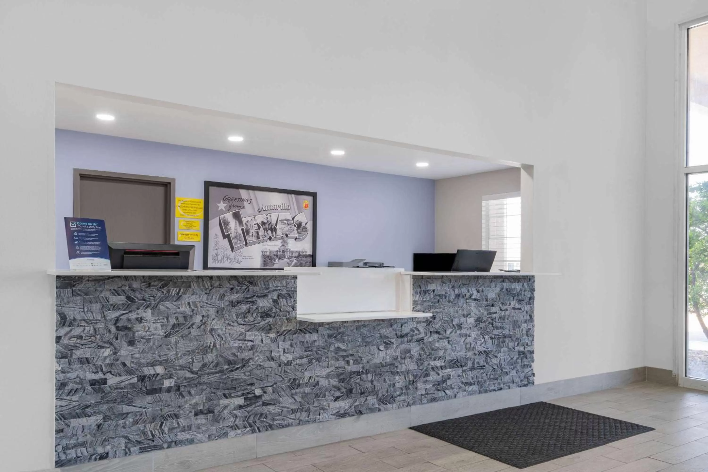 Lobby or reception in Super 8 by Wyndham Amarillo West