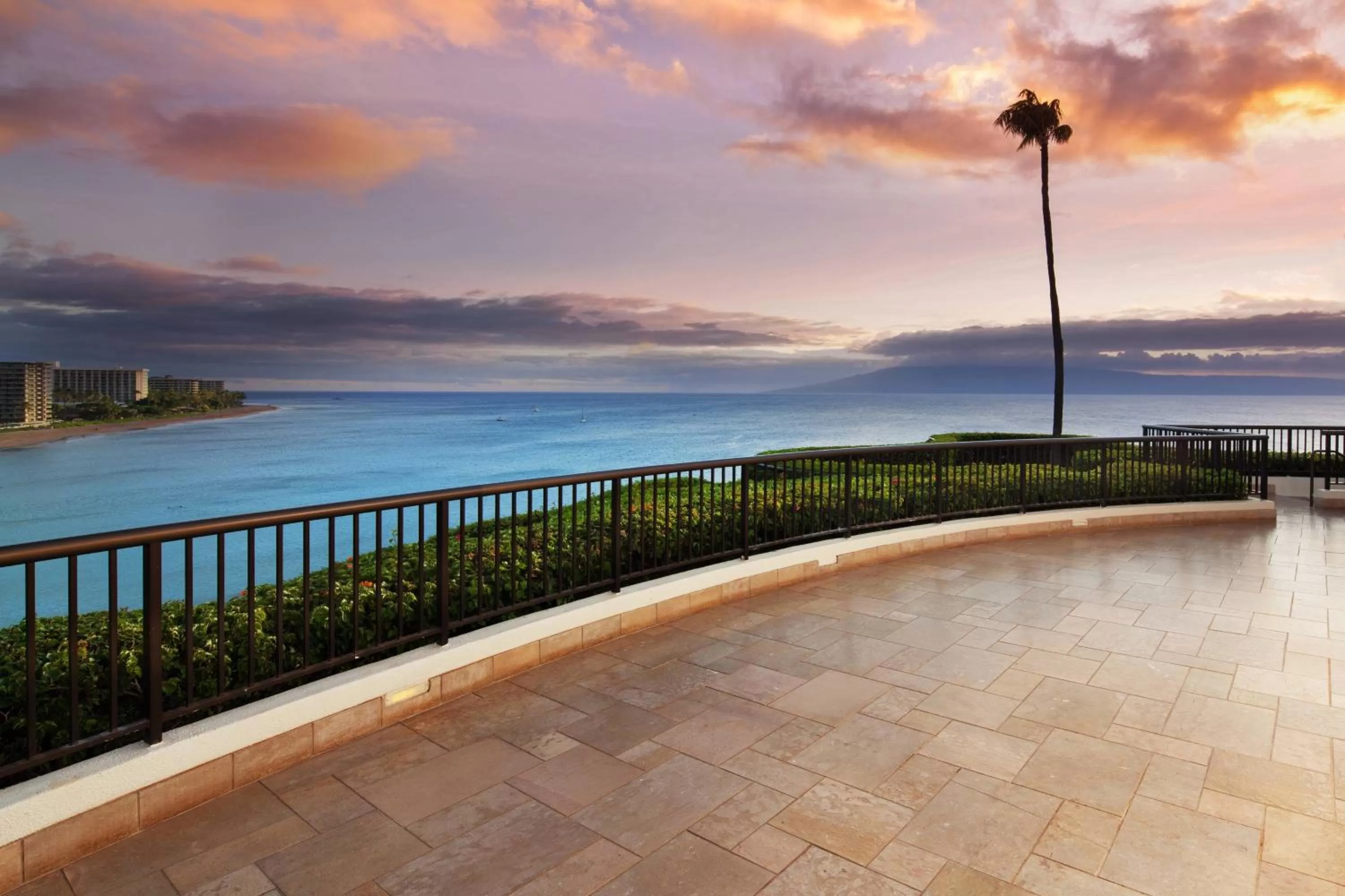 Photo of the whole room in Sheraton Maui Resort & Spa
