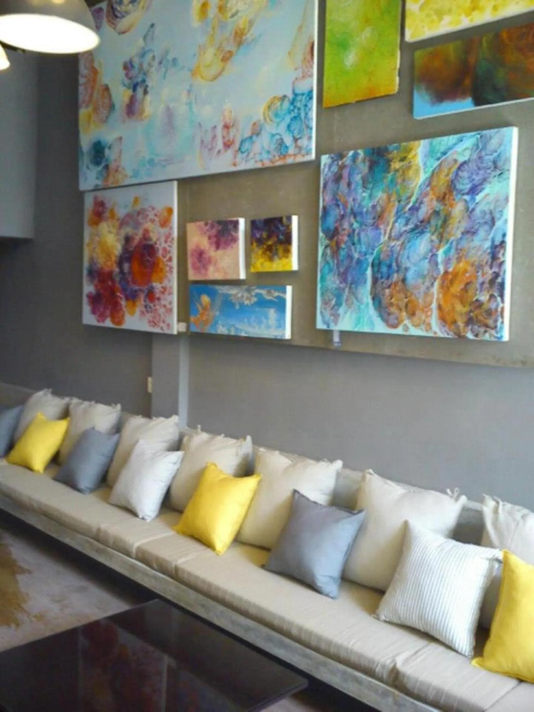 Lounge or bar in In a Box Hostel