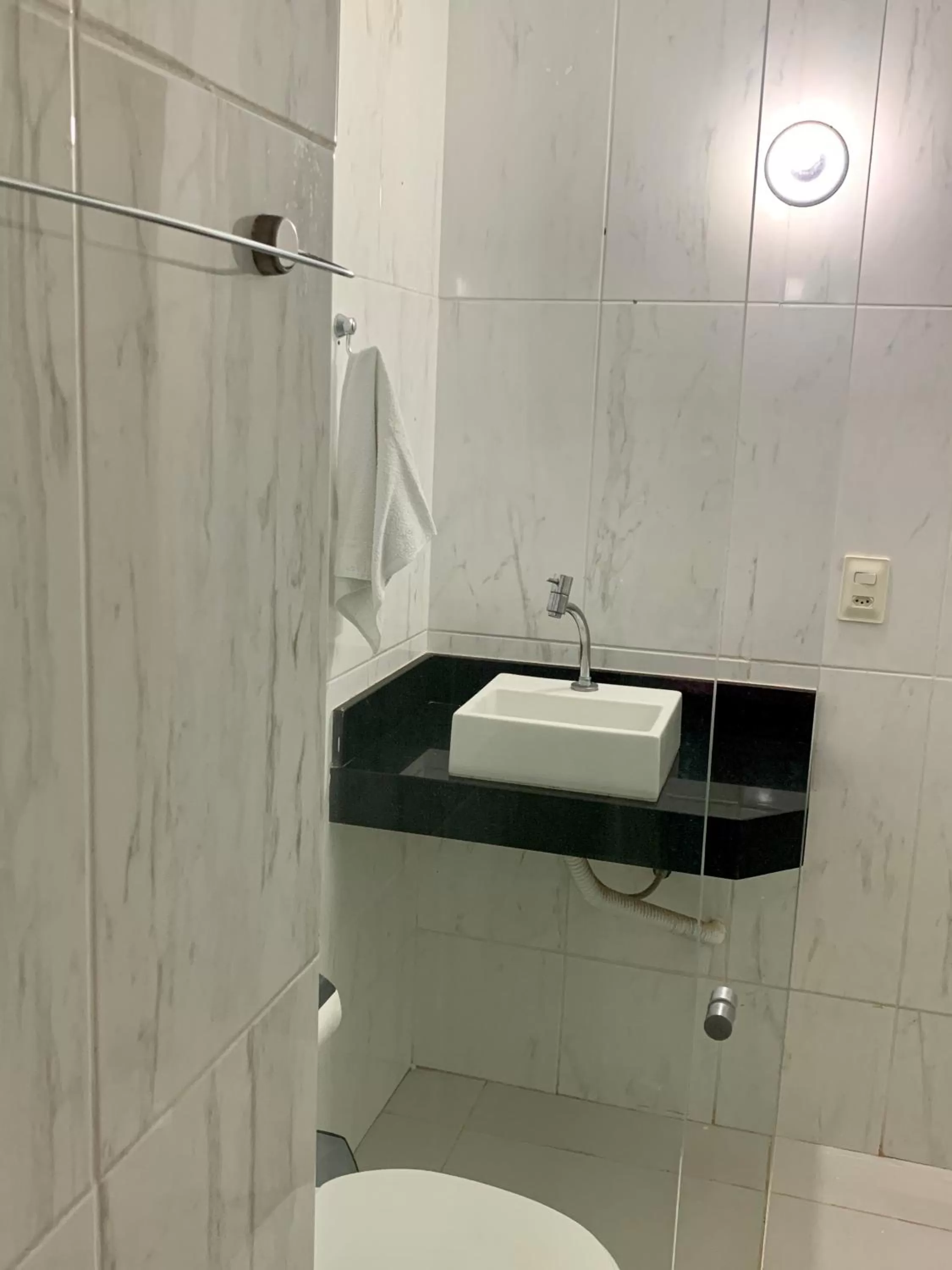 Bathroom in Pousada Jardim Brasília