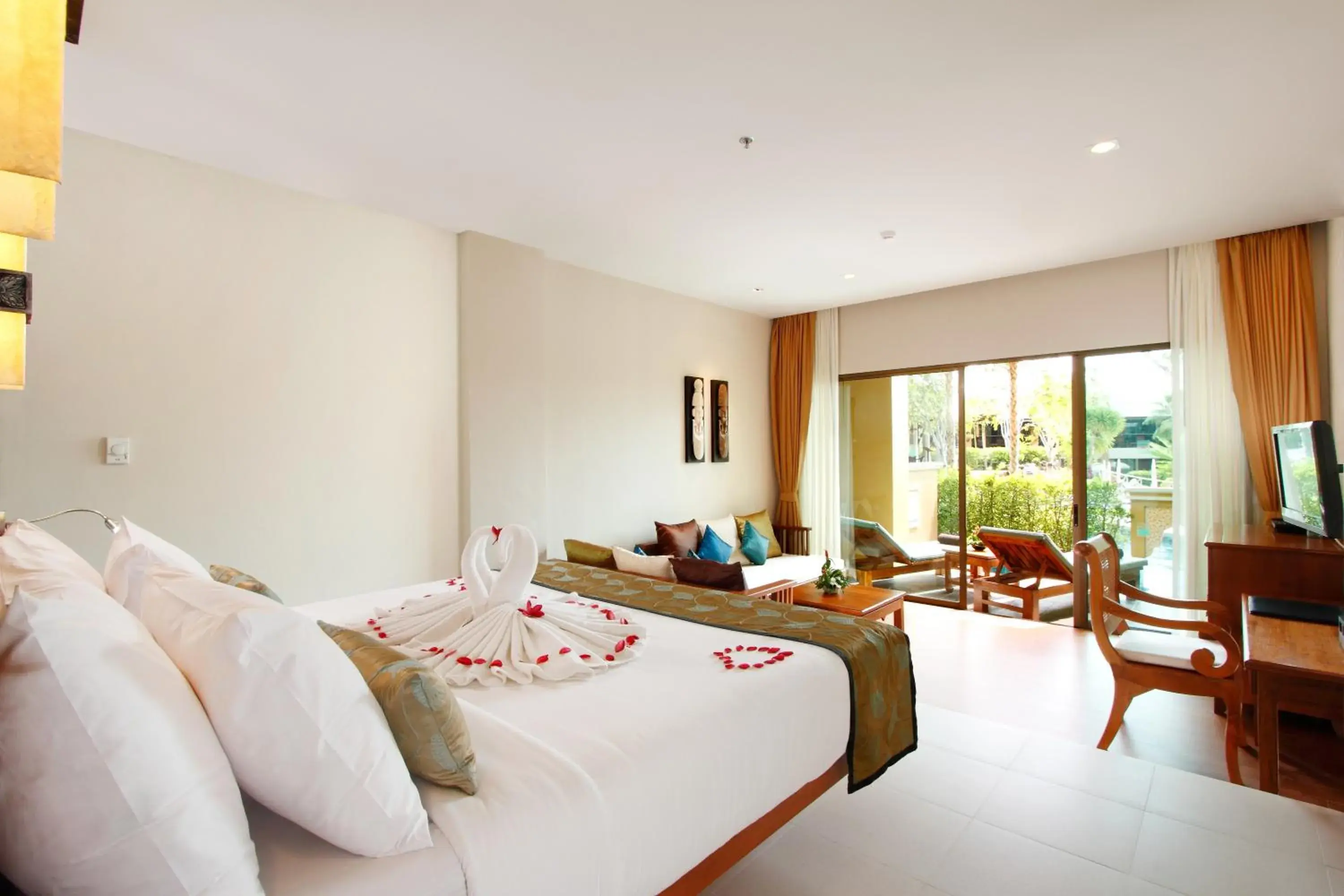 Deluxe Double Room with Pool Access in Rawai Palm Beach Resort - SHA Extra Plus Deluxe Double Room with Pool Access in Rawai Palm Beach Resort - SHA Extra Plus