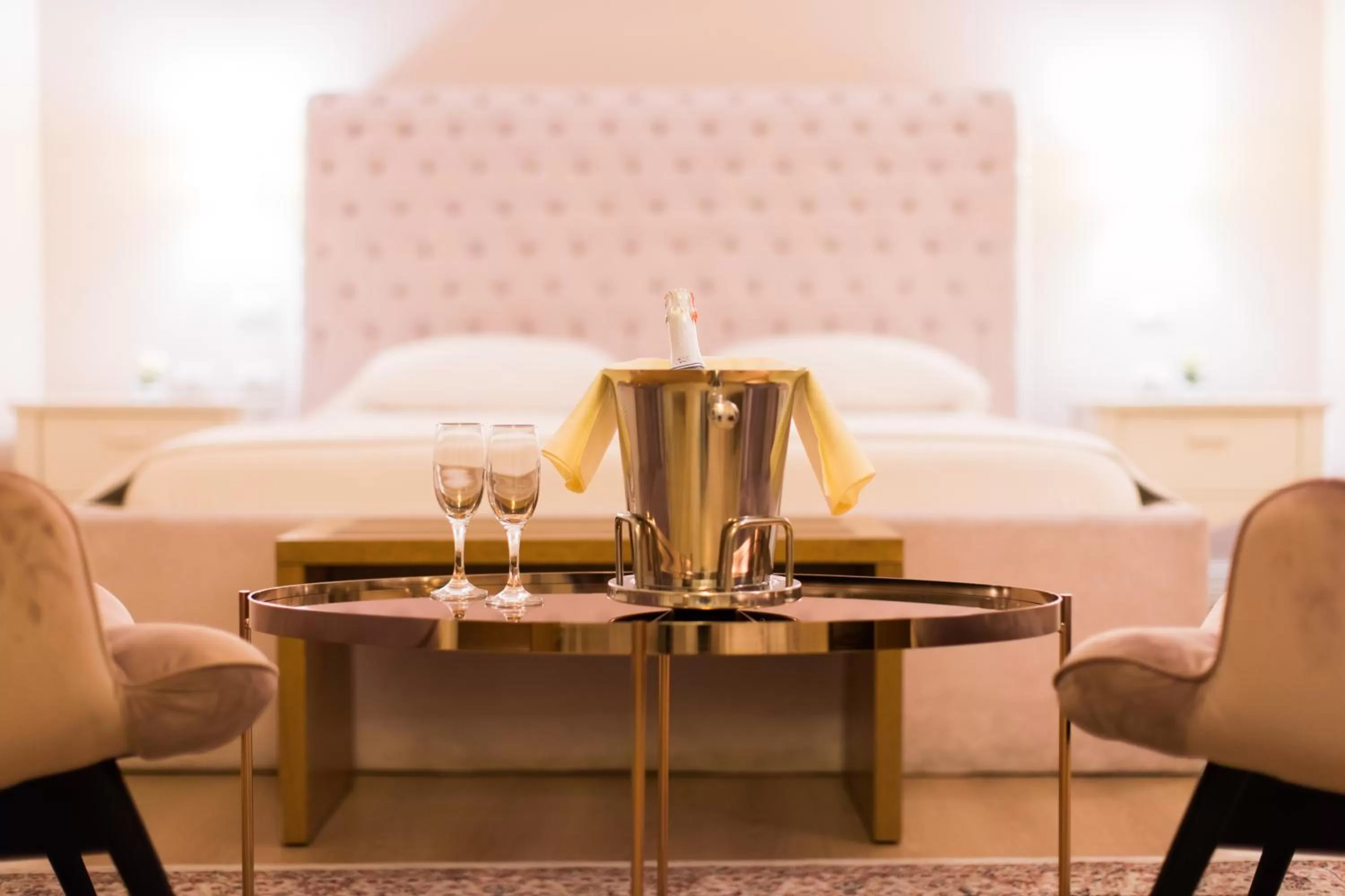 Drinks in Royal Hill Hotel