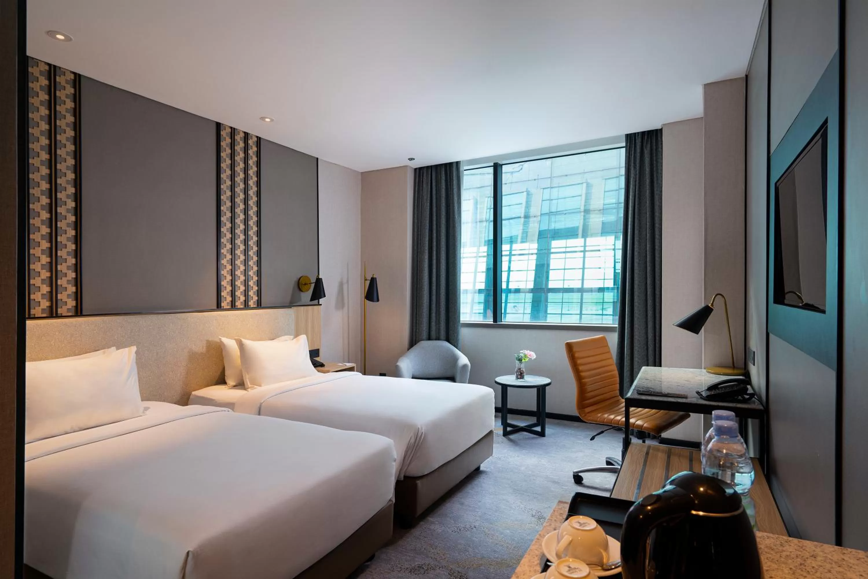 Bedroom, Bed in Anara Airport Hotel