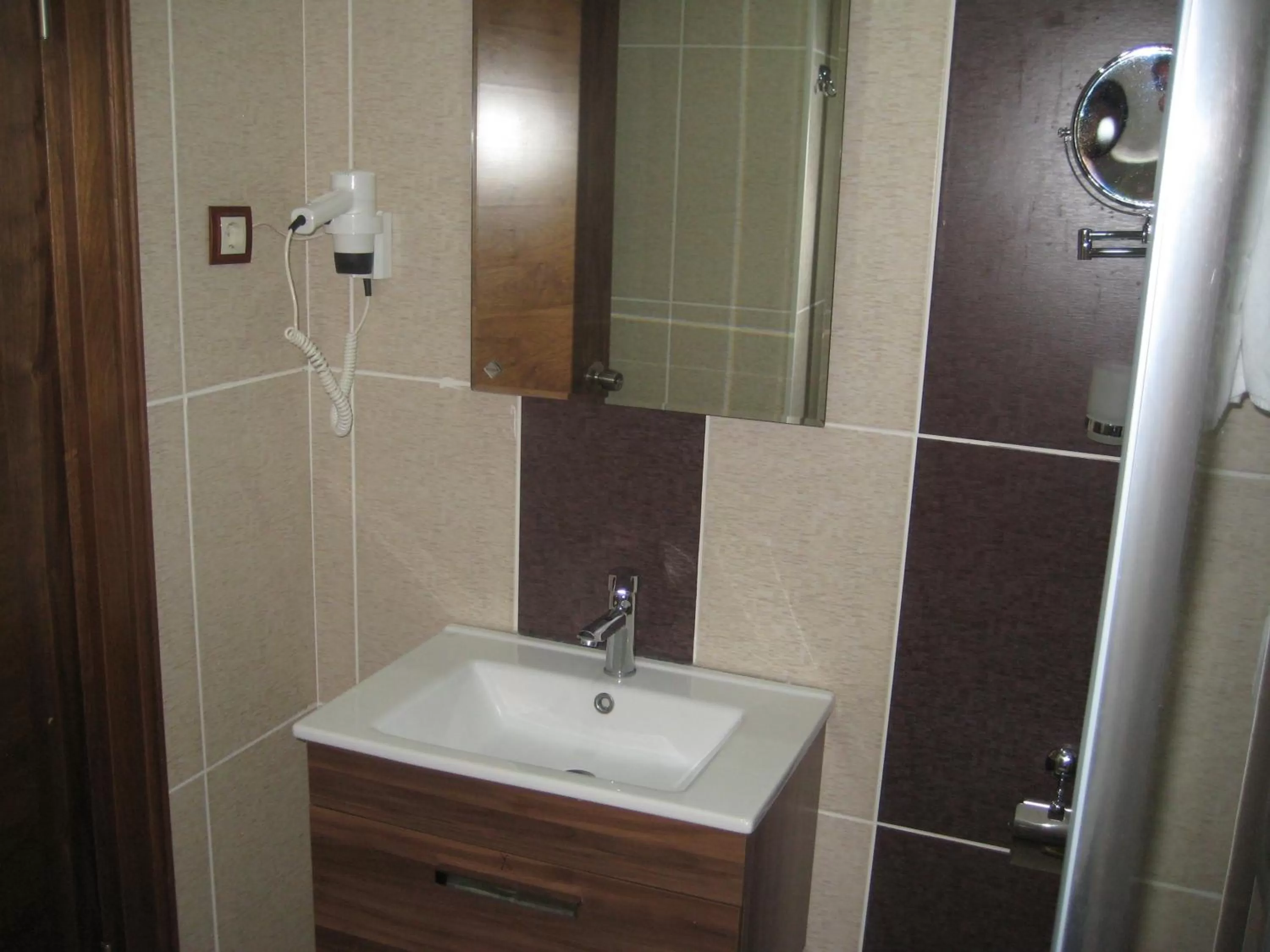 Shower, Bathroom in Miroglu Hotel