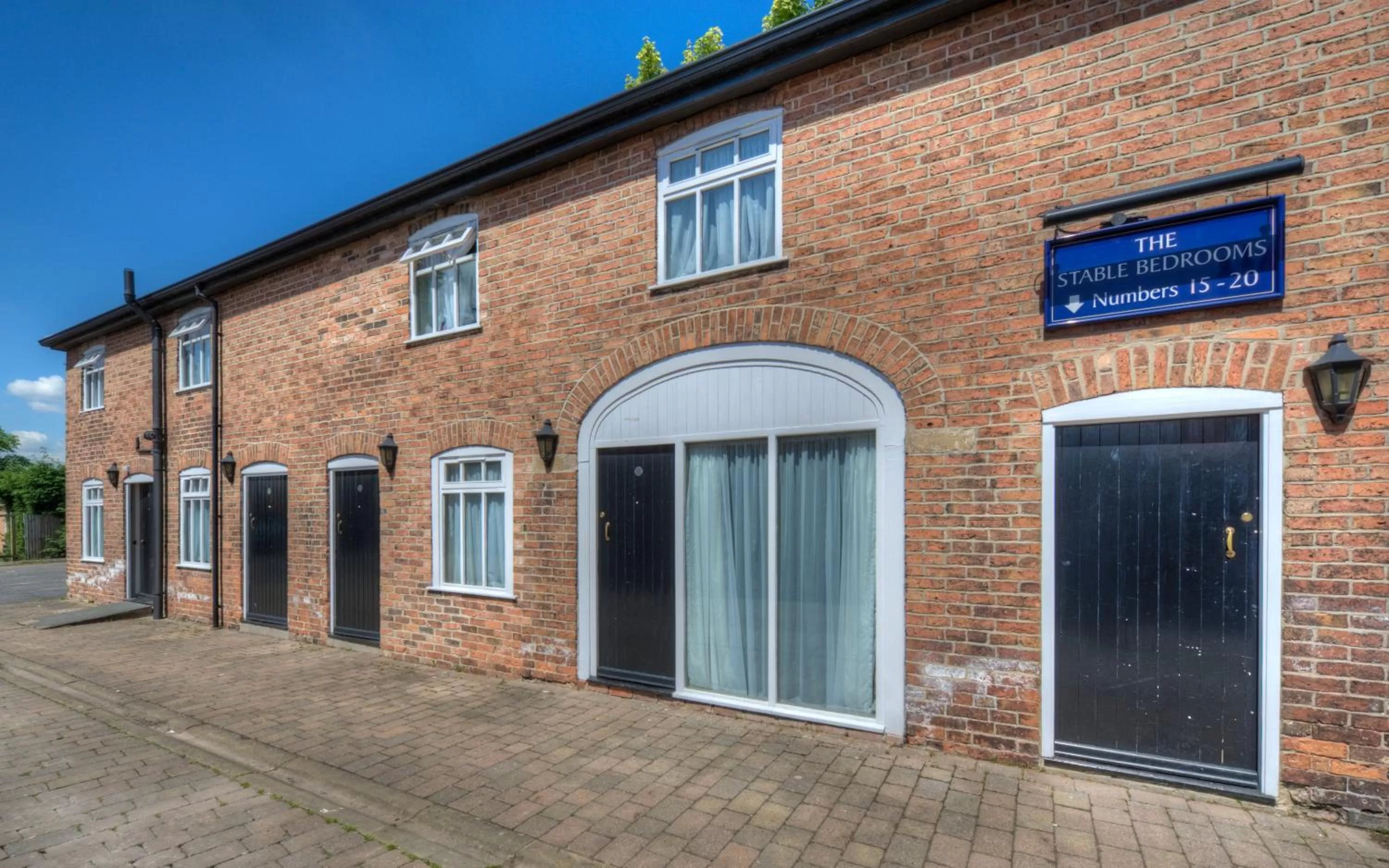 Facade/entrance in The Elms Hotel