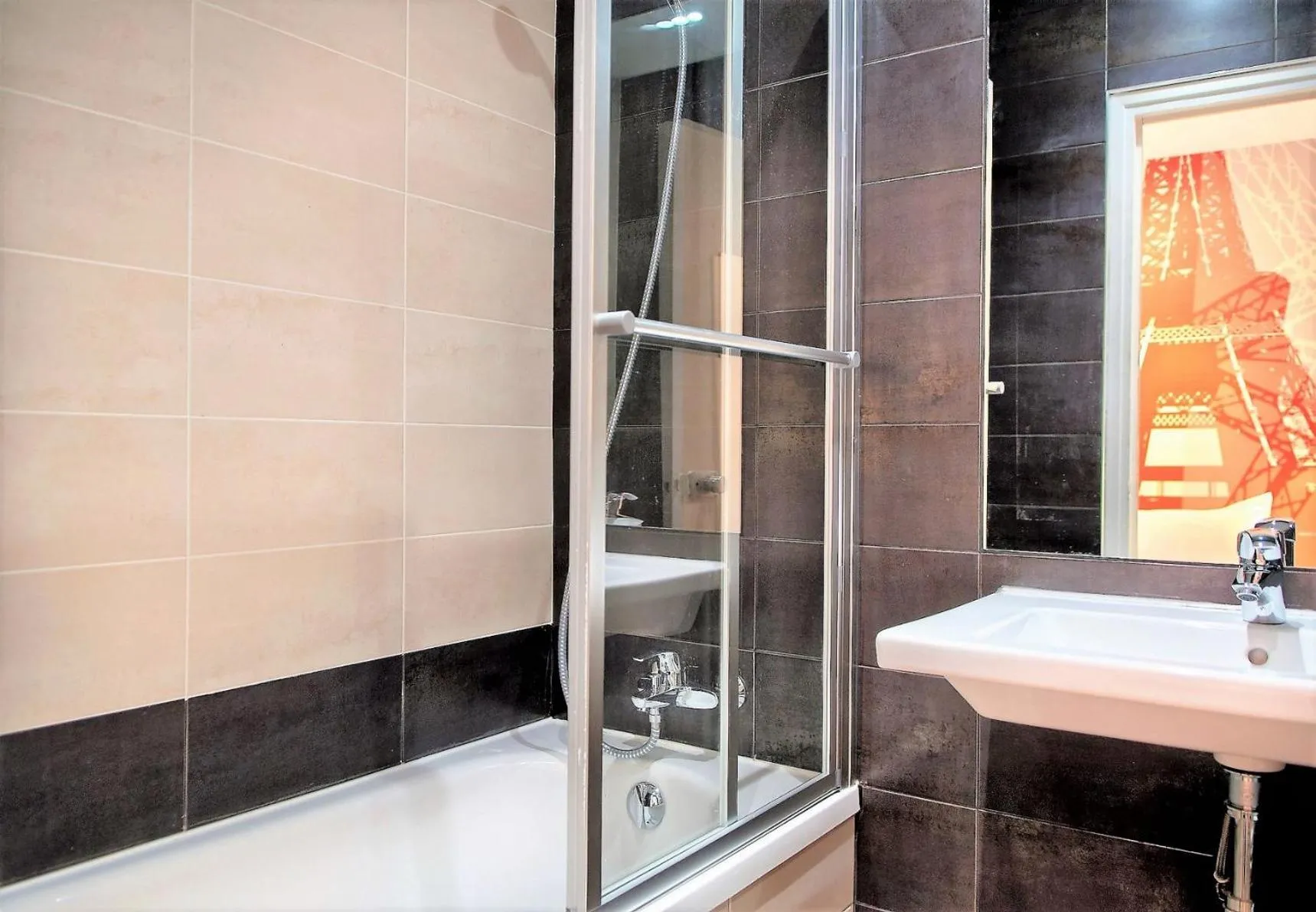 Bathroom in Hotel Alpha Paris Eiffel by Patrick Hayat