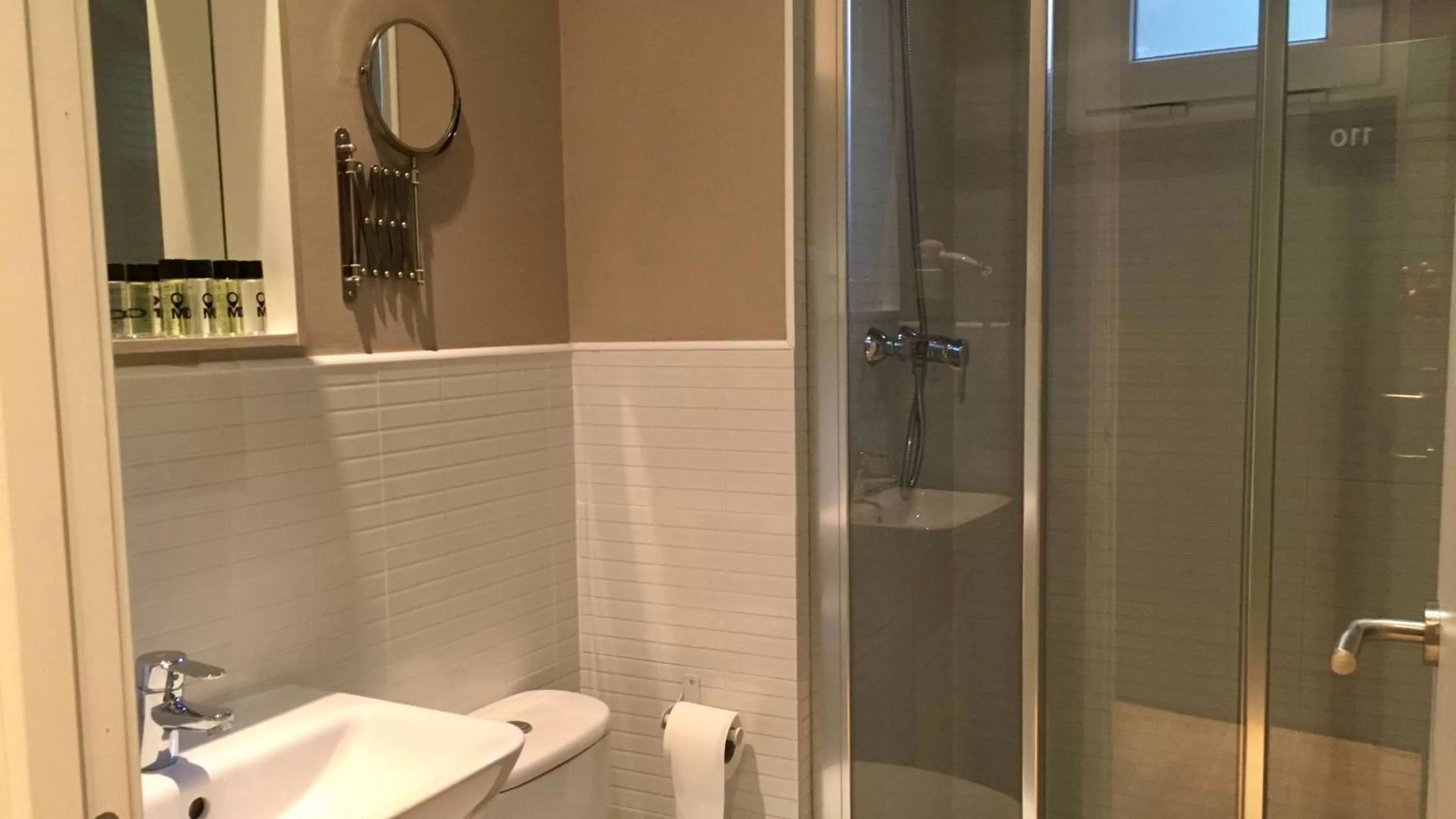 Bed in MD Modern Hotel - Jardines