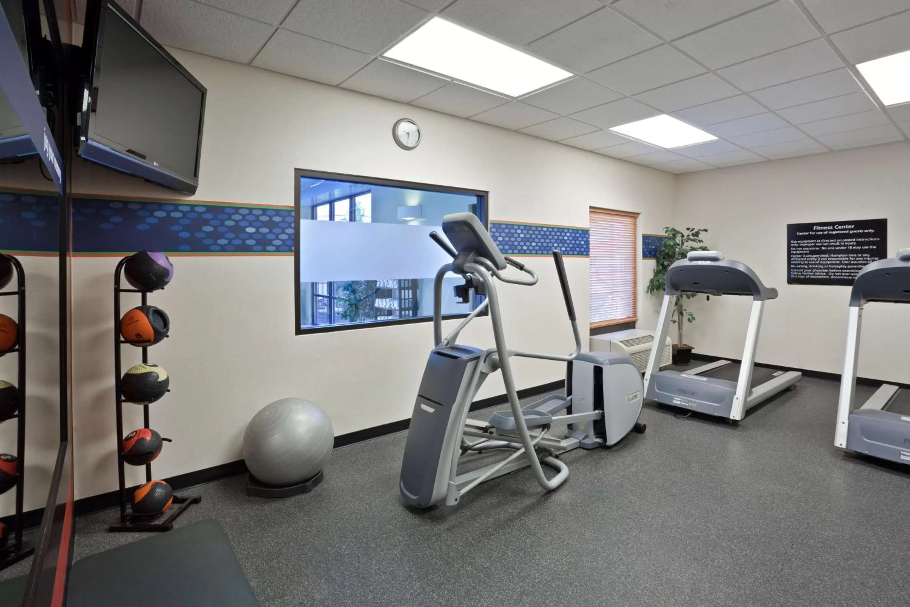Fitness centre/facilities in Hampton Inn & Suites Toledo-Perrysburg