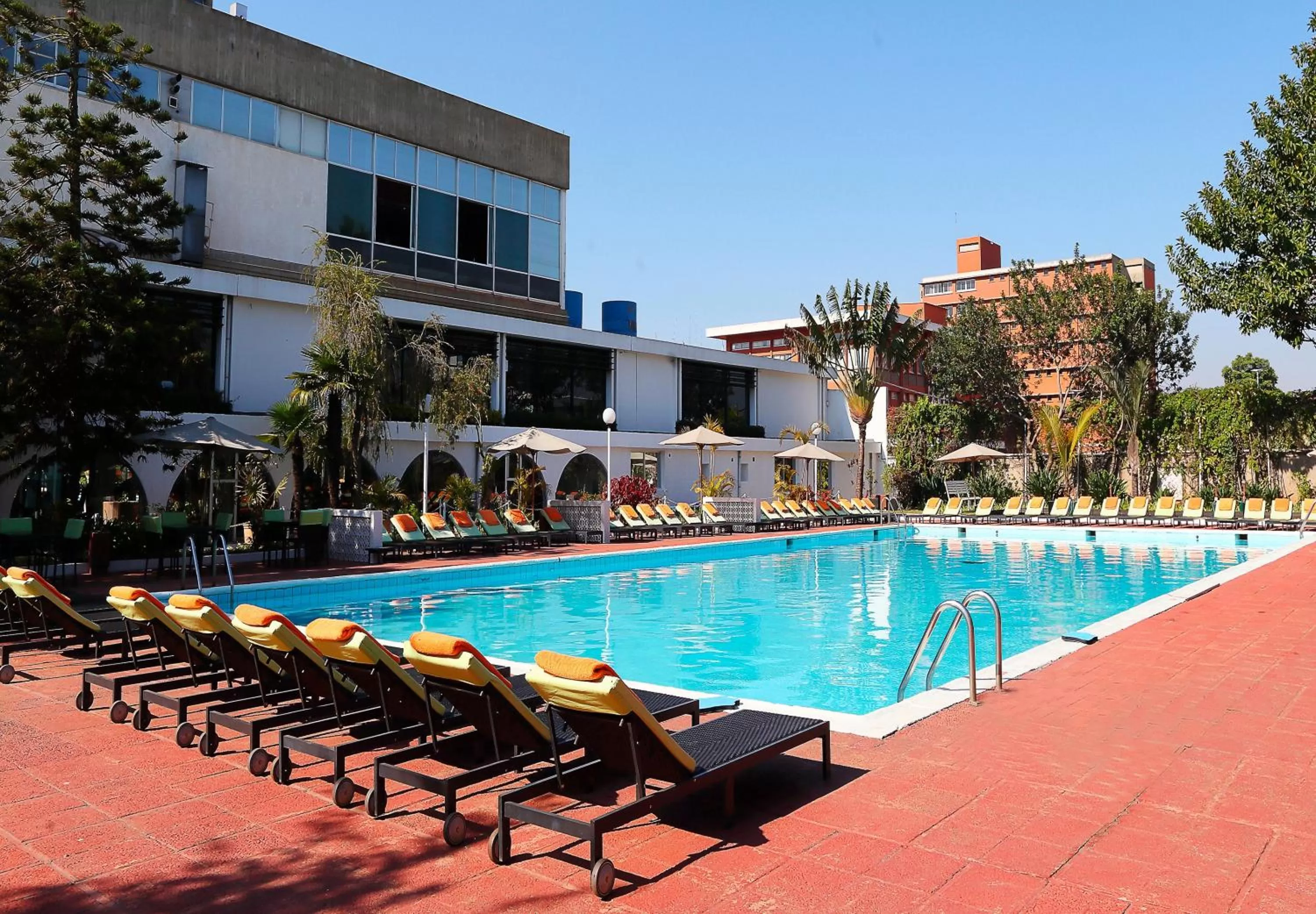 Restaurant/places to eat in Carlton Madagascar