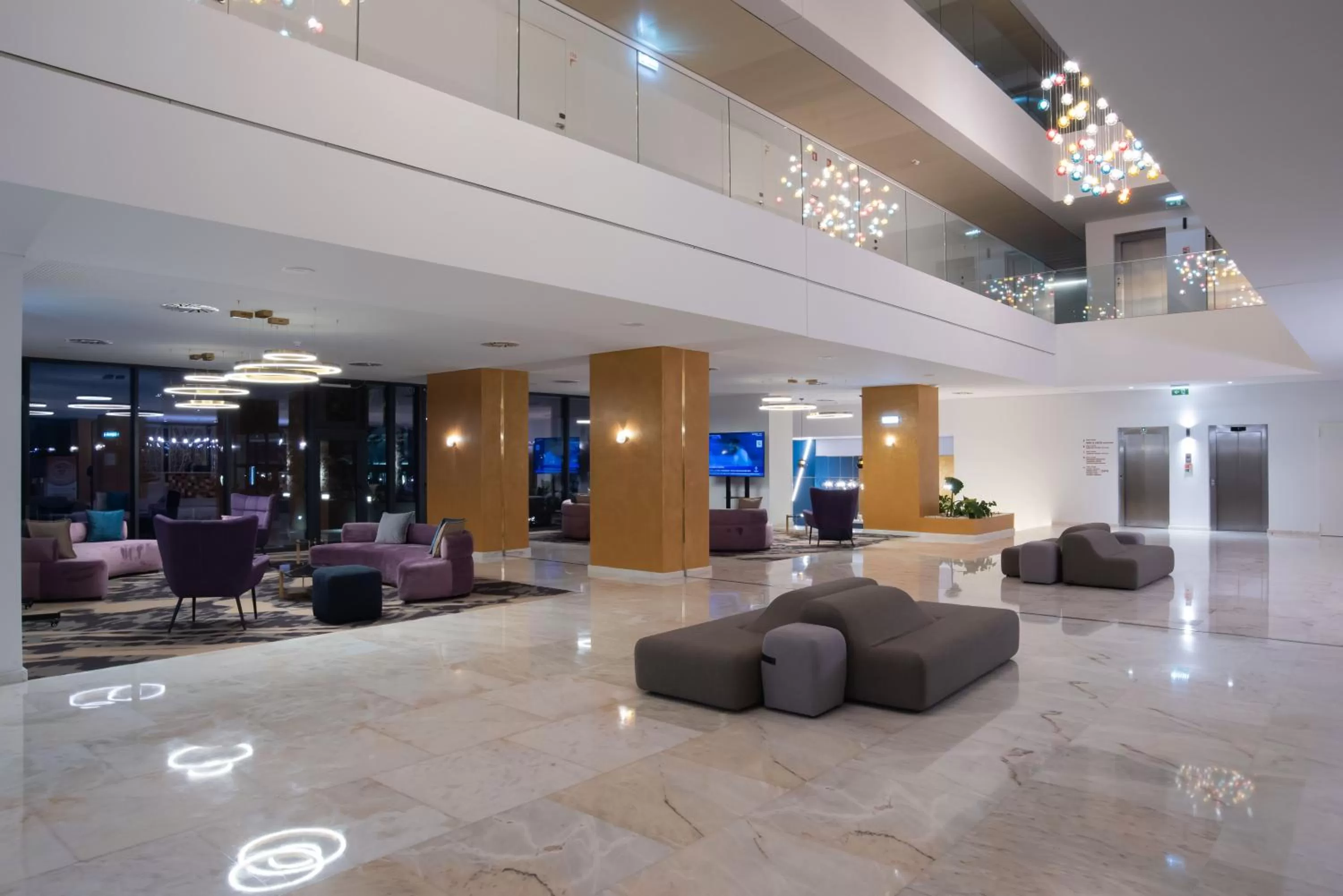 Lobby or reception in Sines Sea View Business & Leisure Hotel