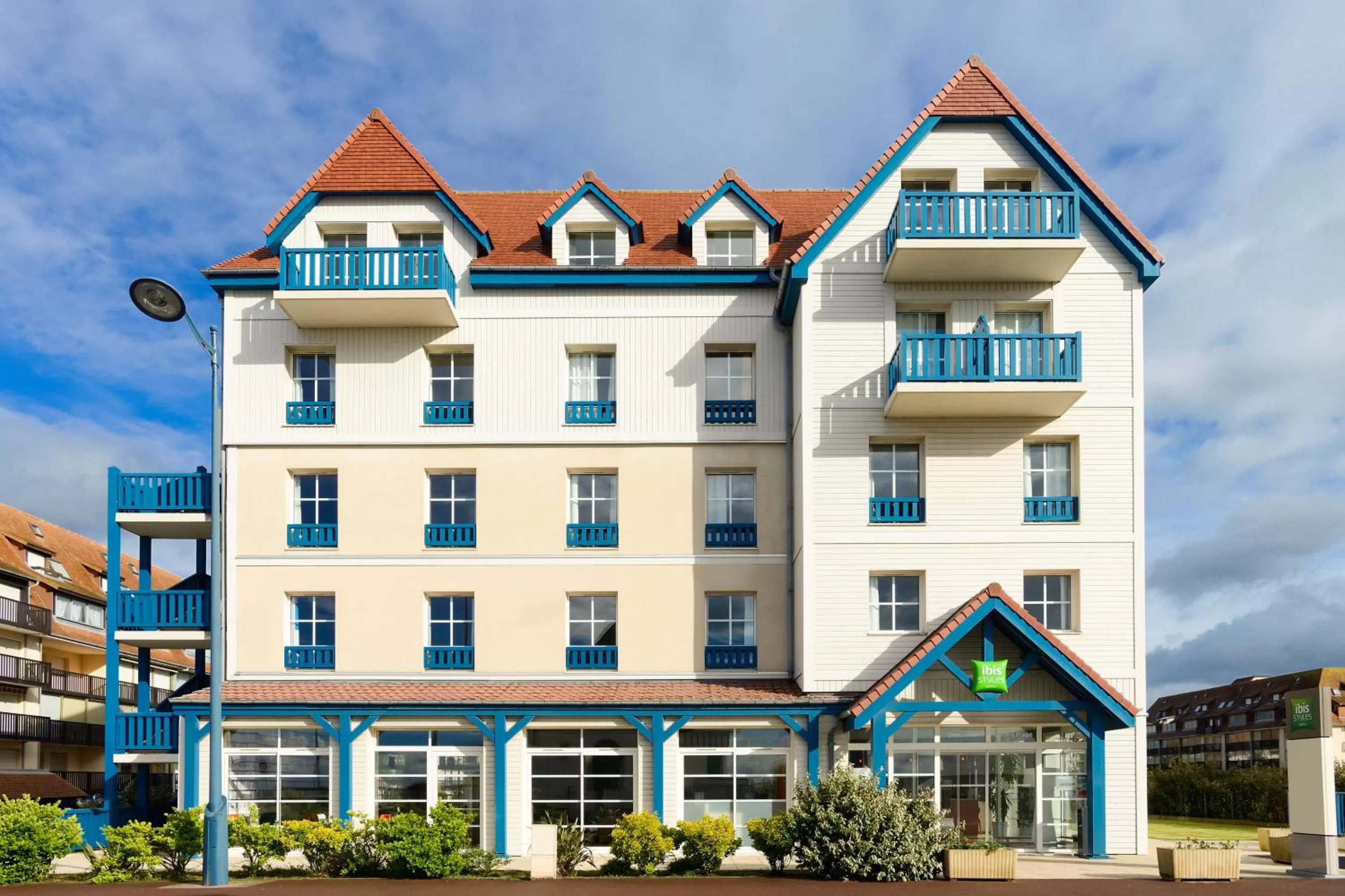 Property building in ibis Styles Deauville Villers Plage