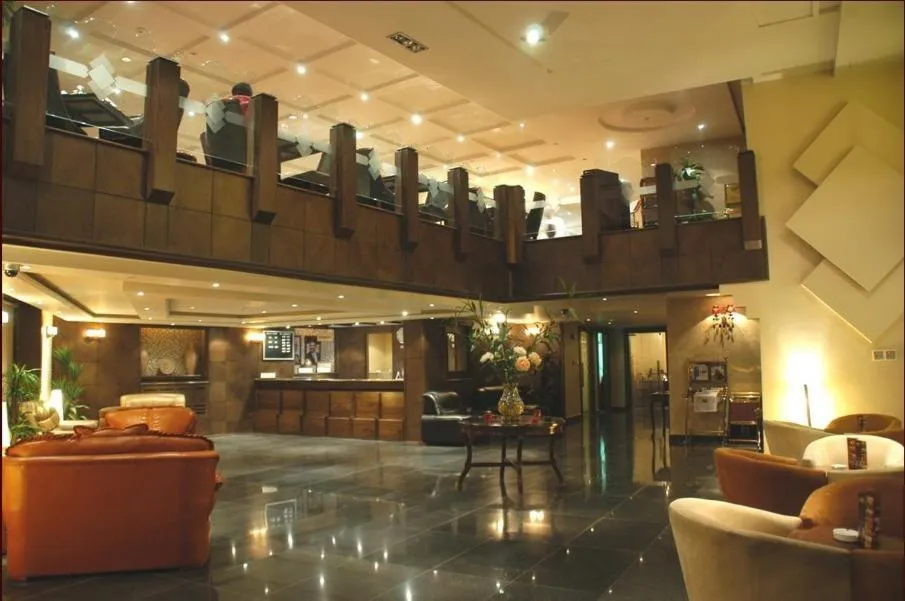 Lobby or reception, Lounge/Bar in Galaxy Amman Hotel