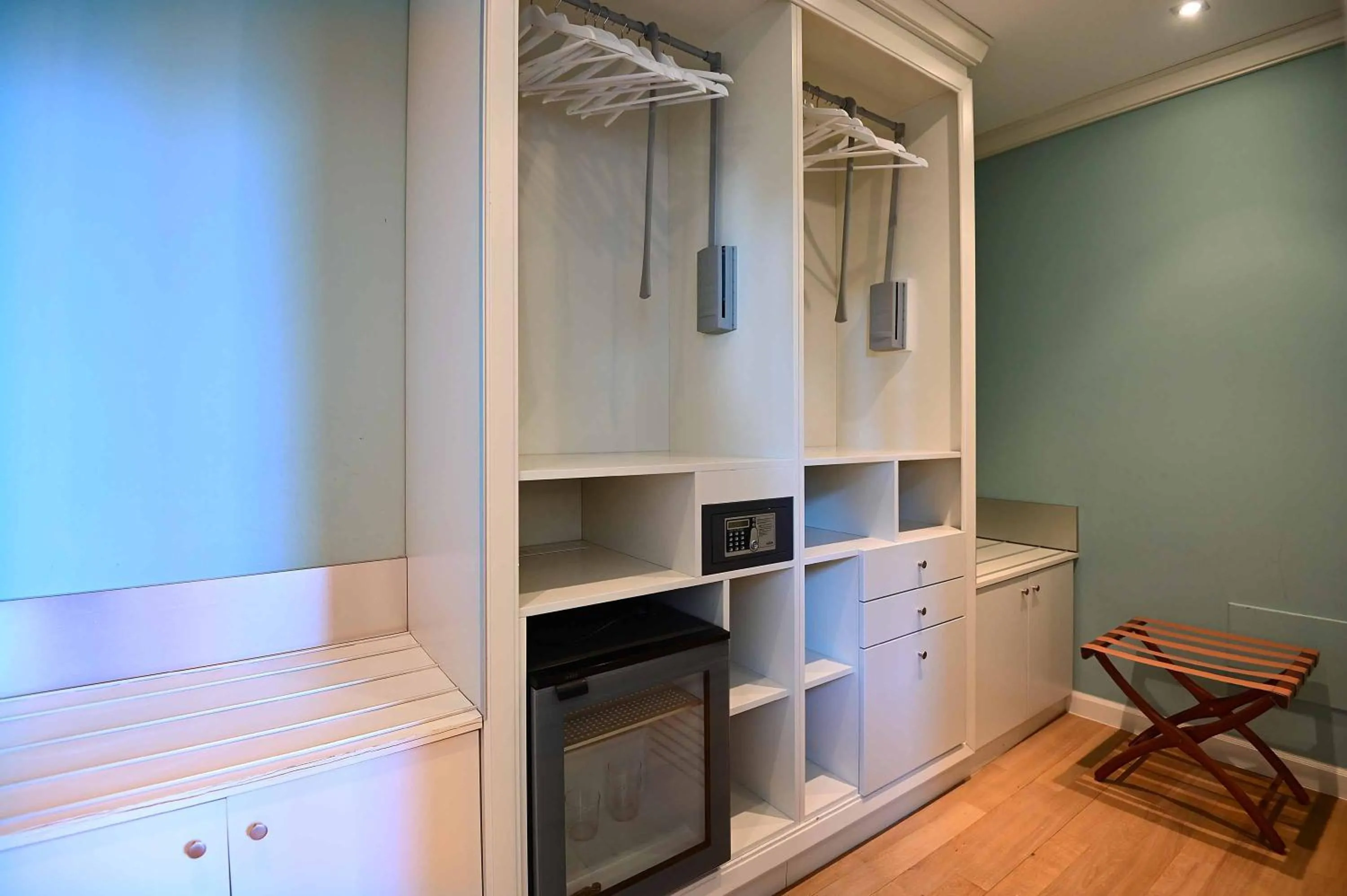 microwave in Hotel Villa Fiordaliso