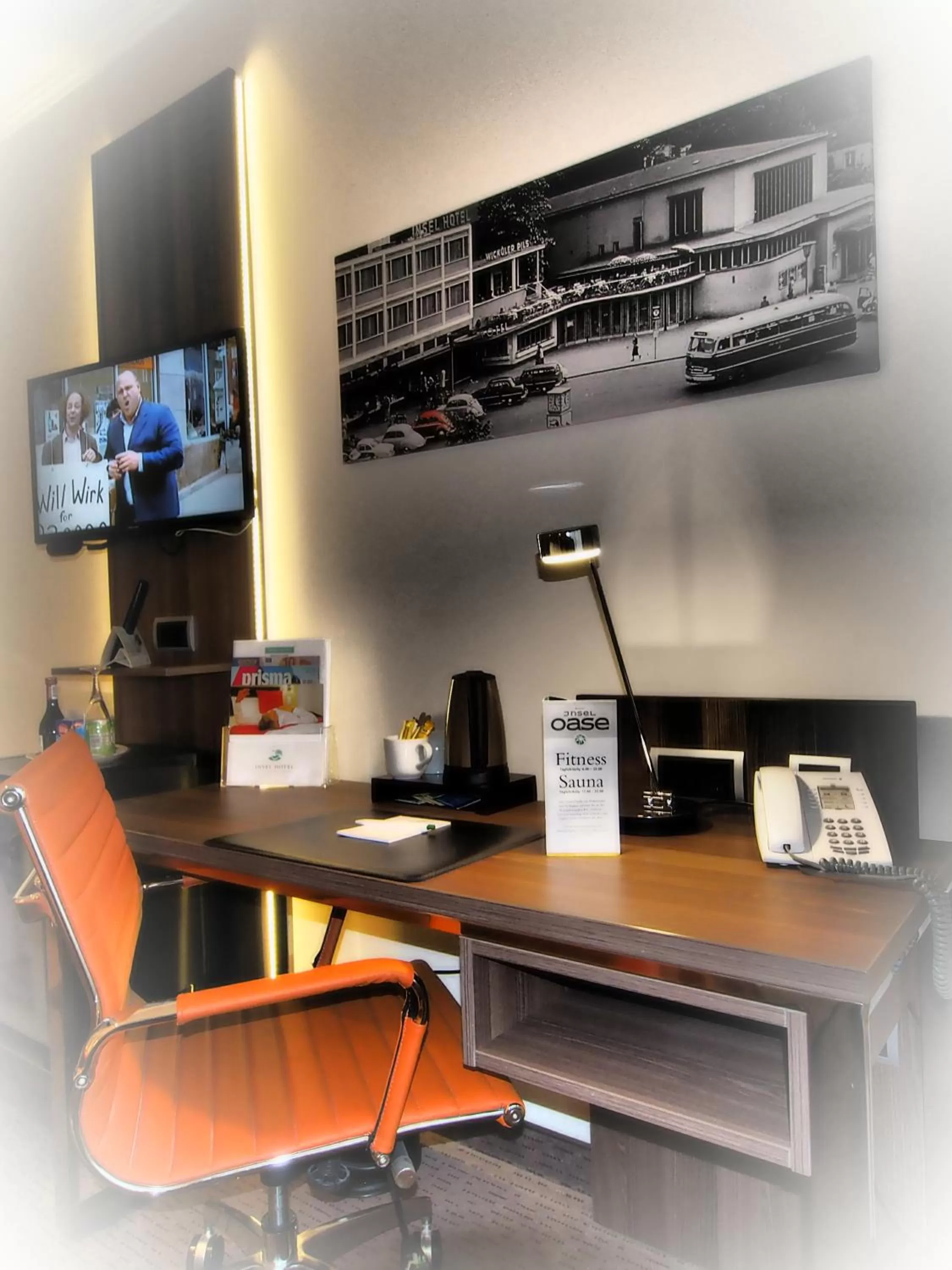 TV and multimedia in Insel Hotel Bonn - Superior