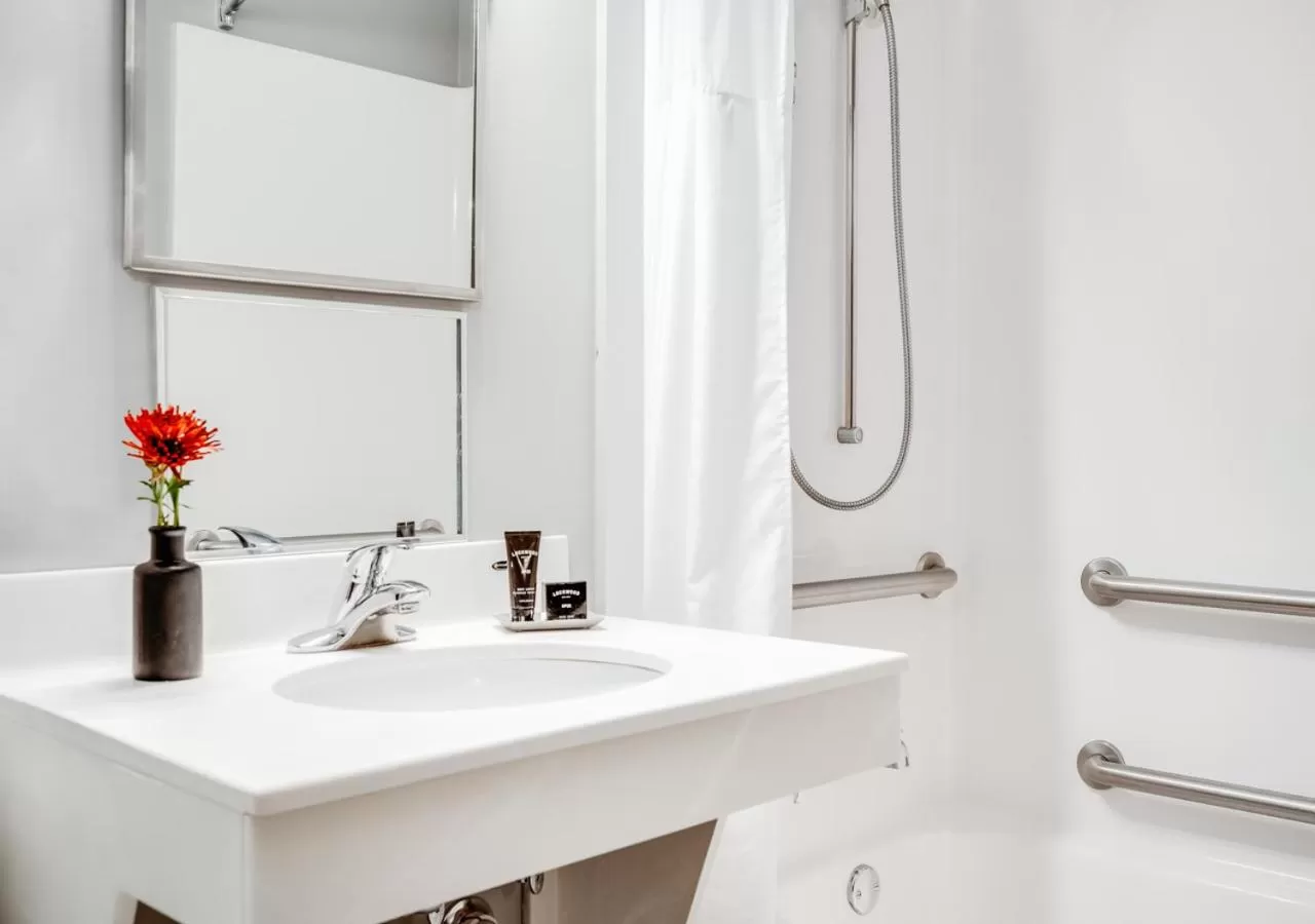 Bathroom in Hotel One75