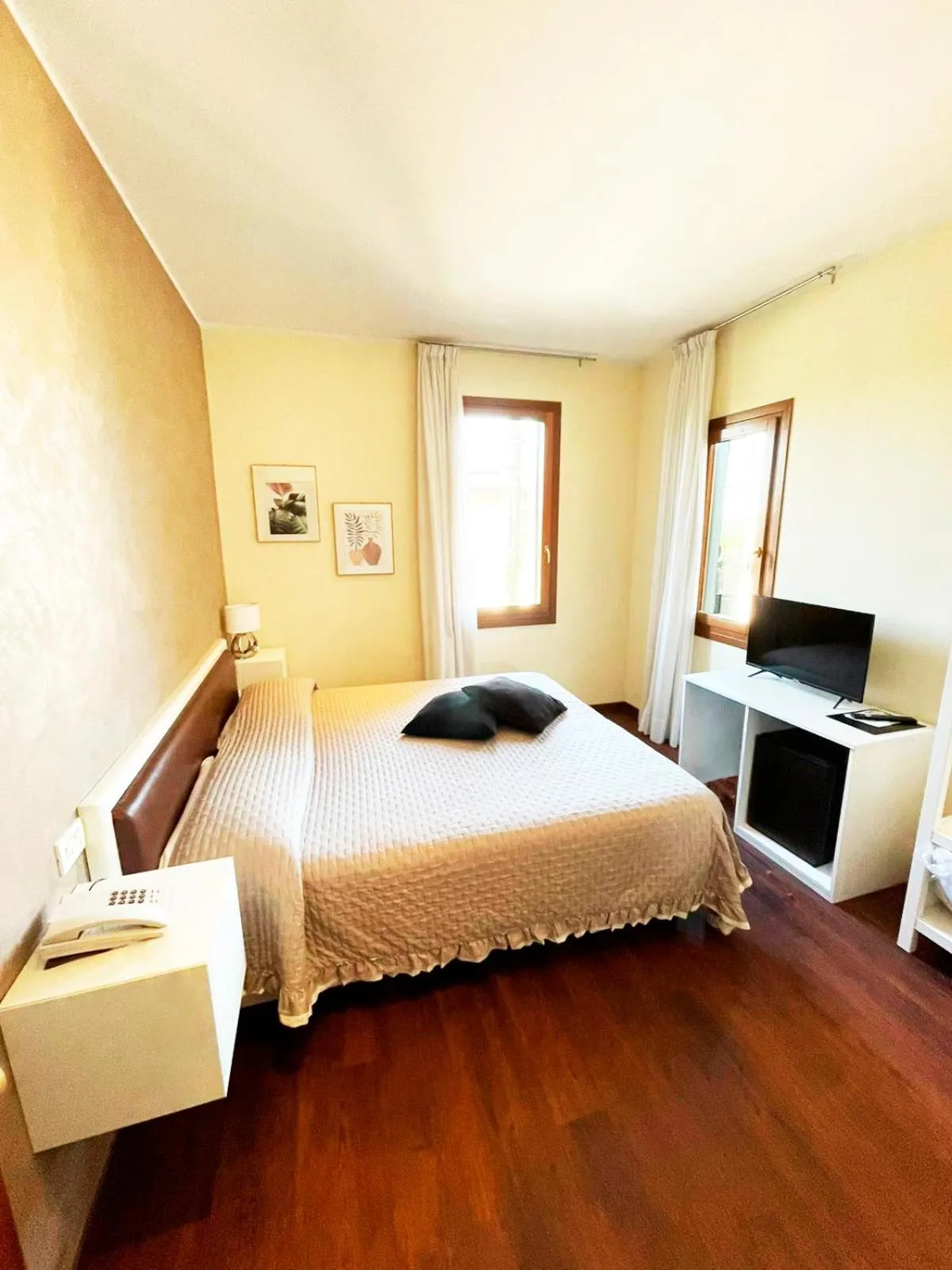 Bed in Hotel Villa Braida