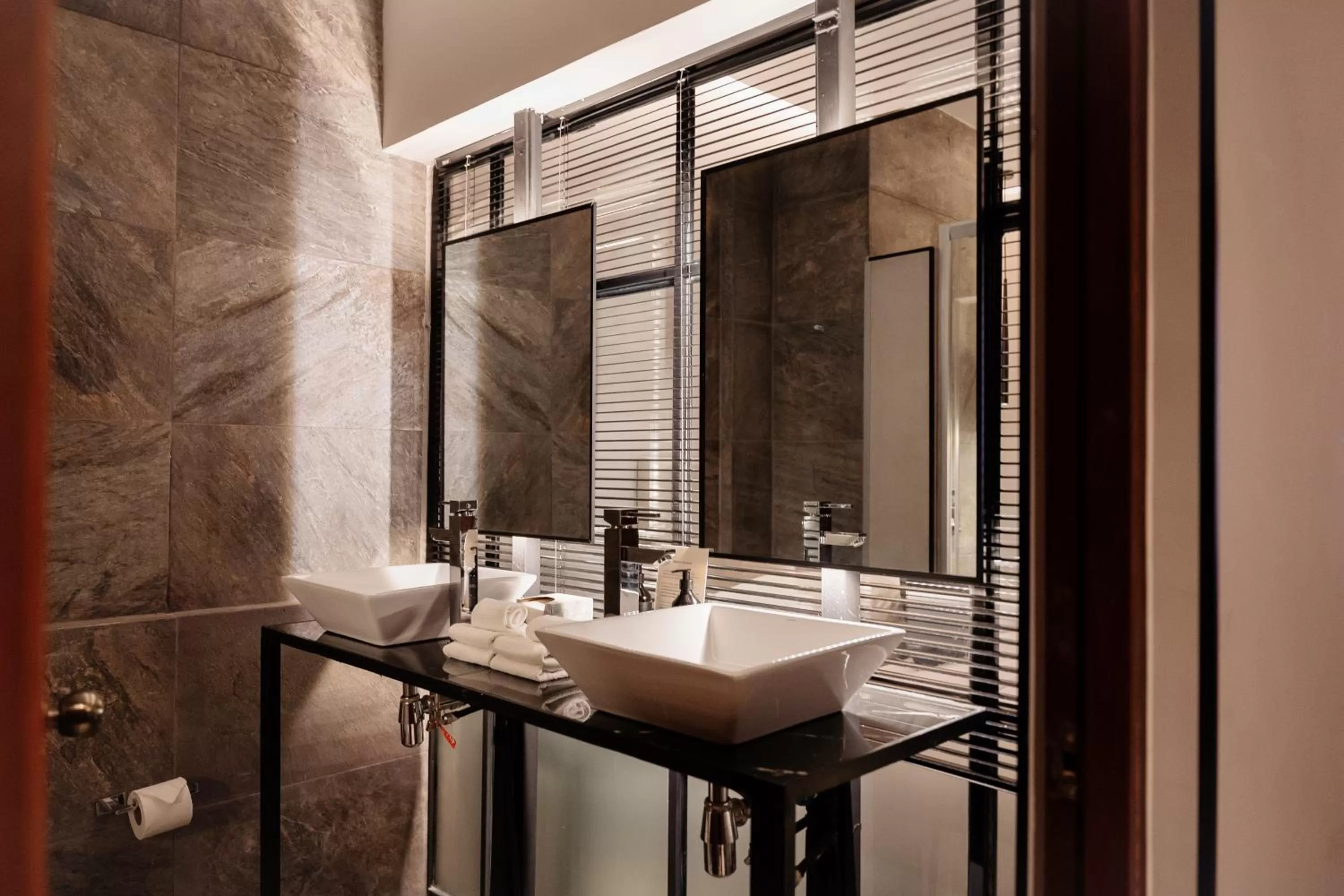 Bathroom in Ontico Urban Design Hotel