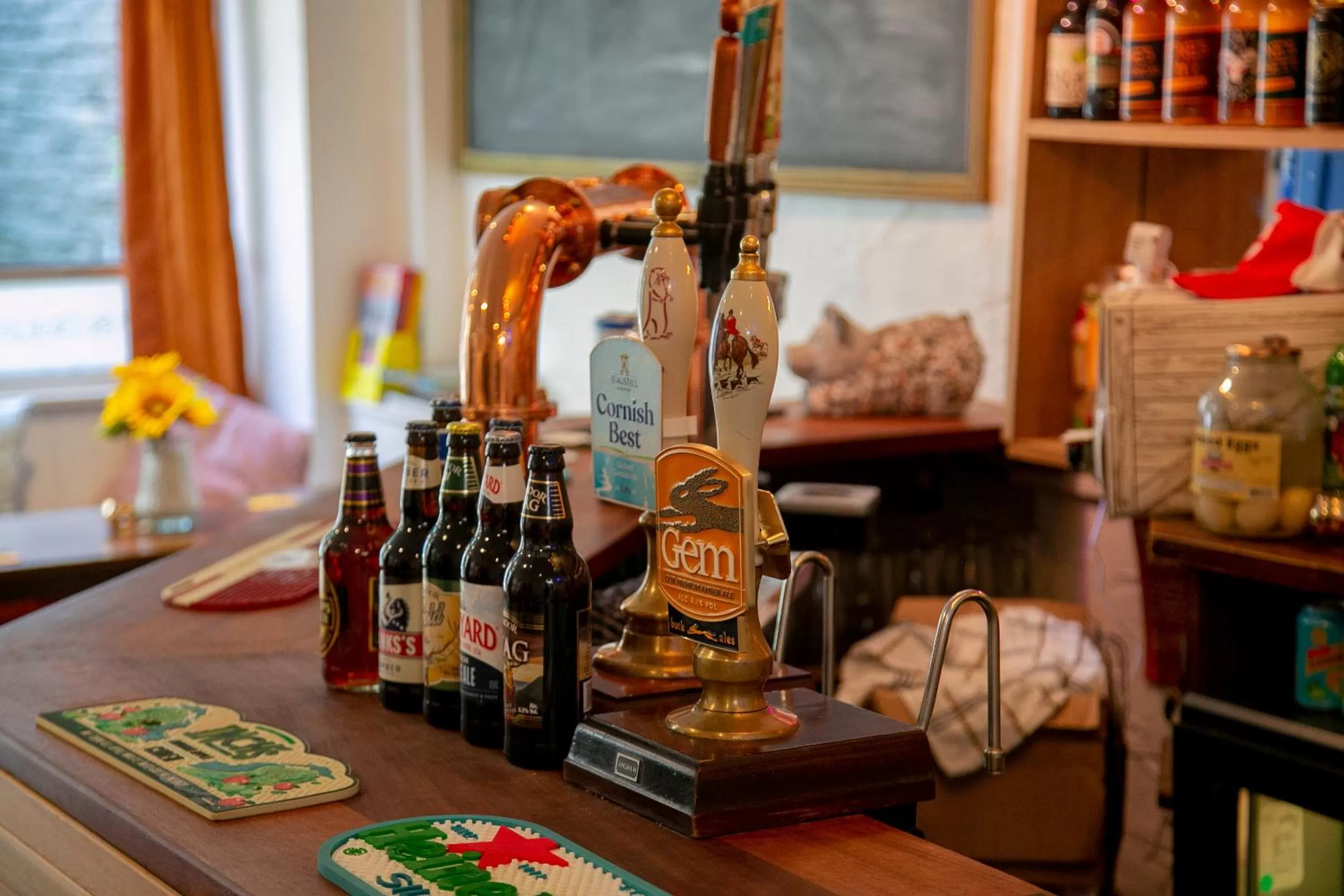 Lounge or bar in The Swan