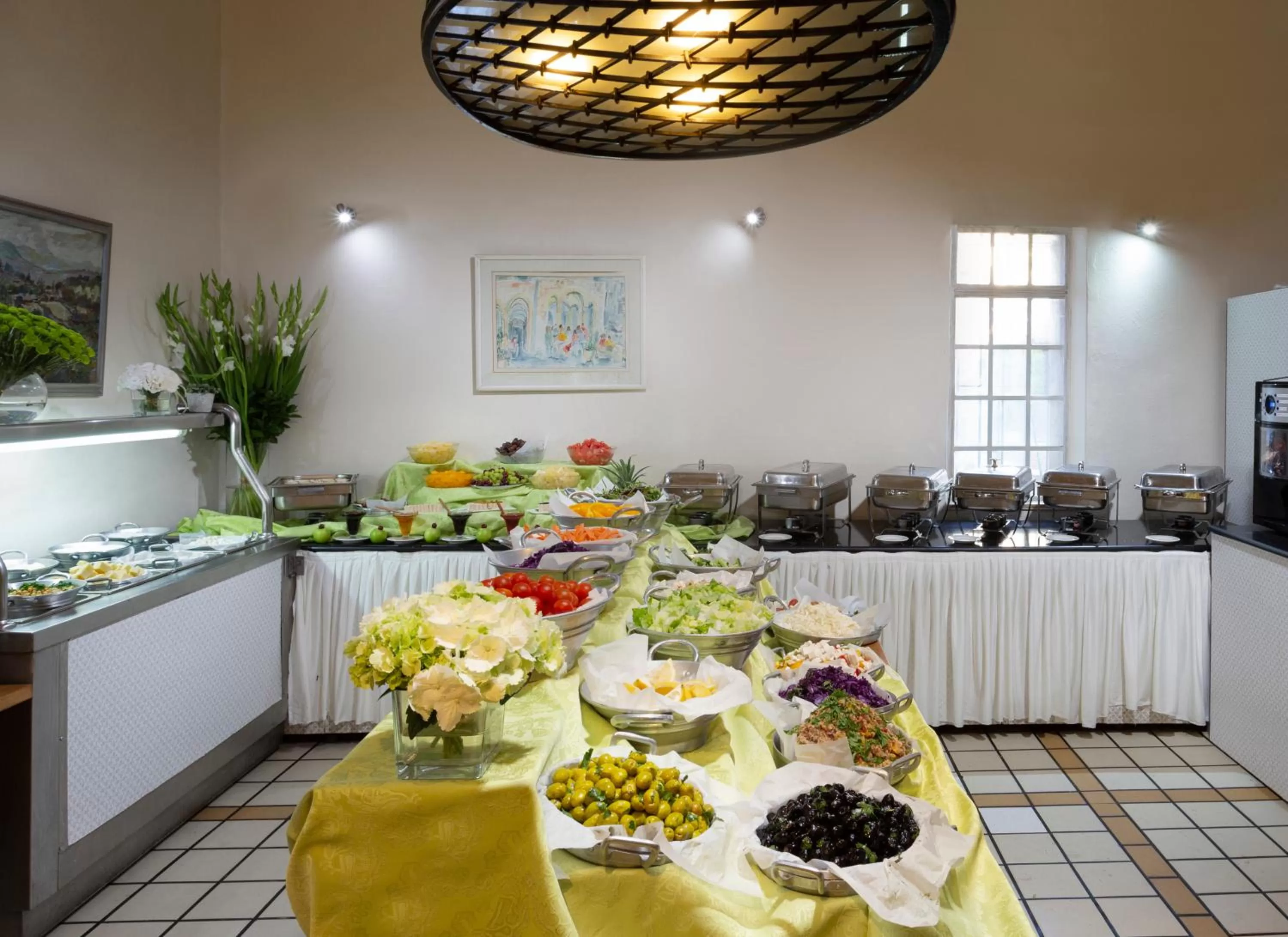 Breakfast in YMCA Three Arches Hotel