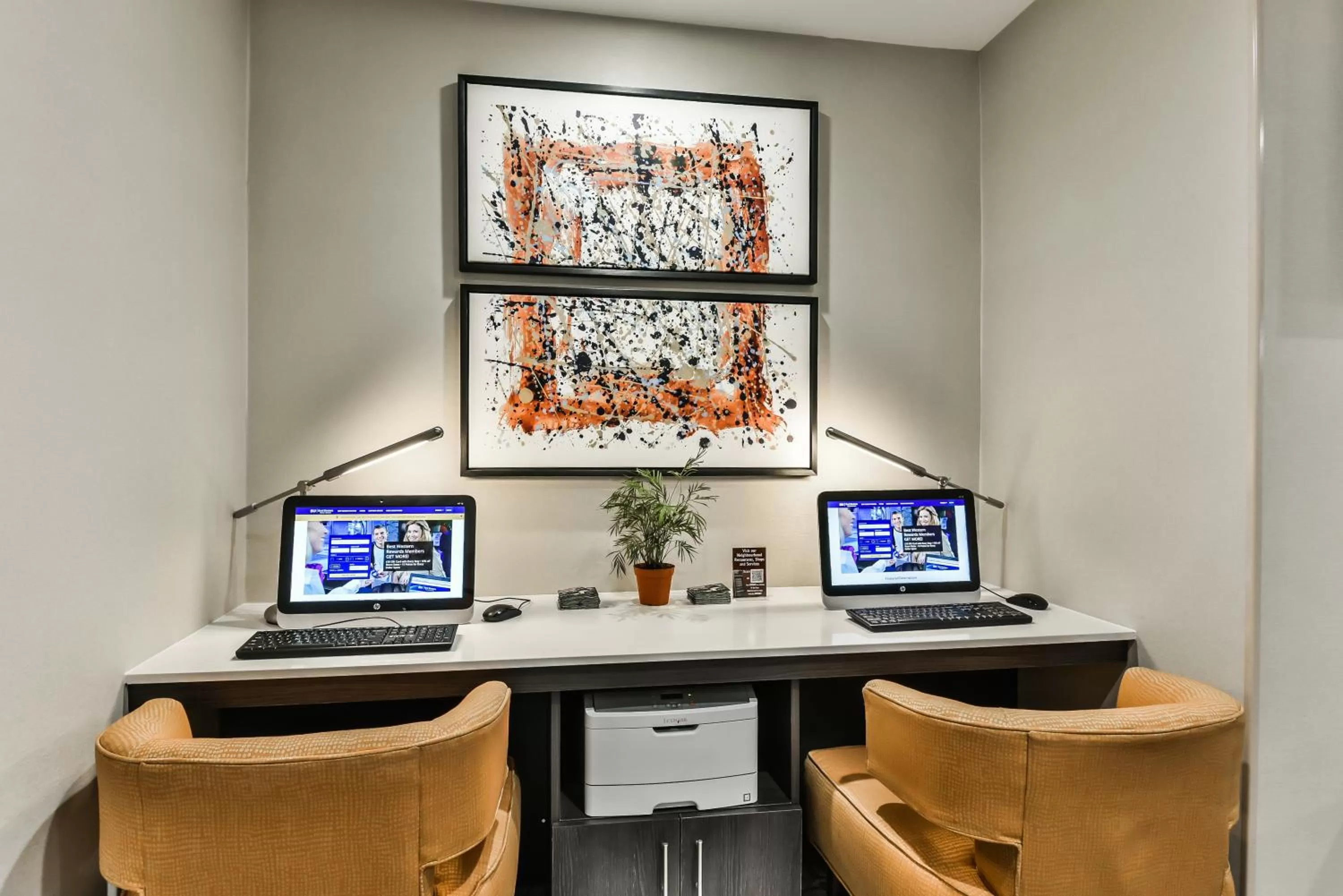 Business facilities in Best Western Plus Cambridge Hotel