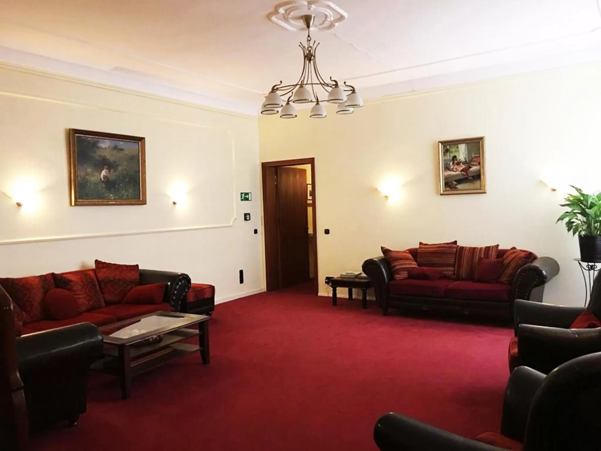 Lounge or bar in Kurfürst am Kurfürstendamm