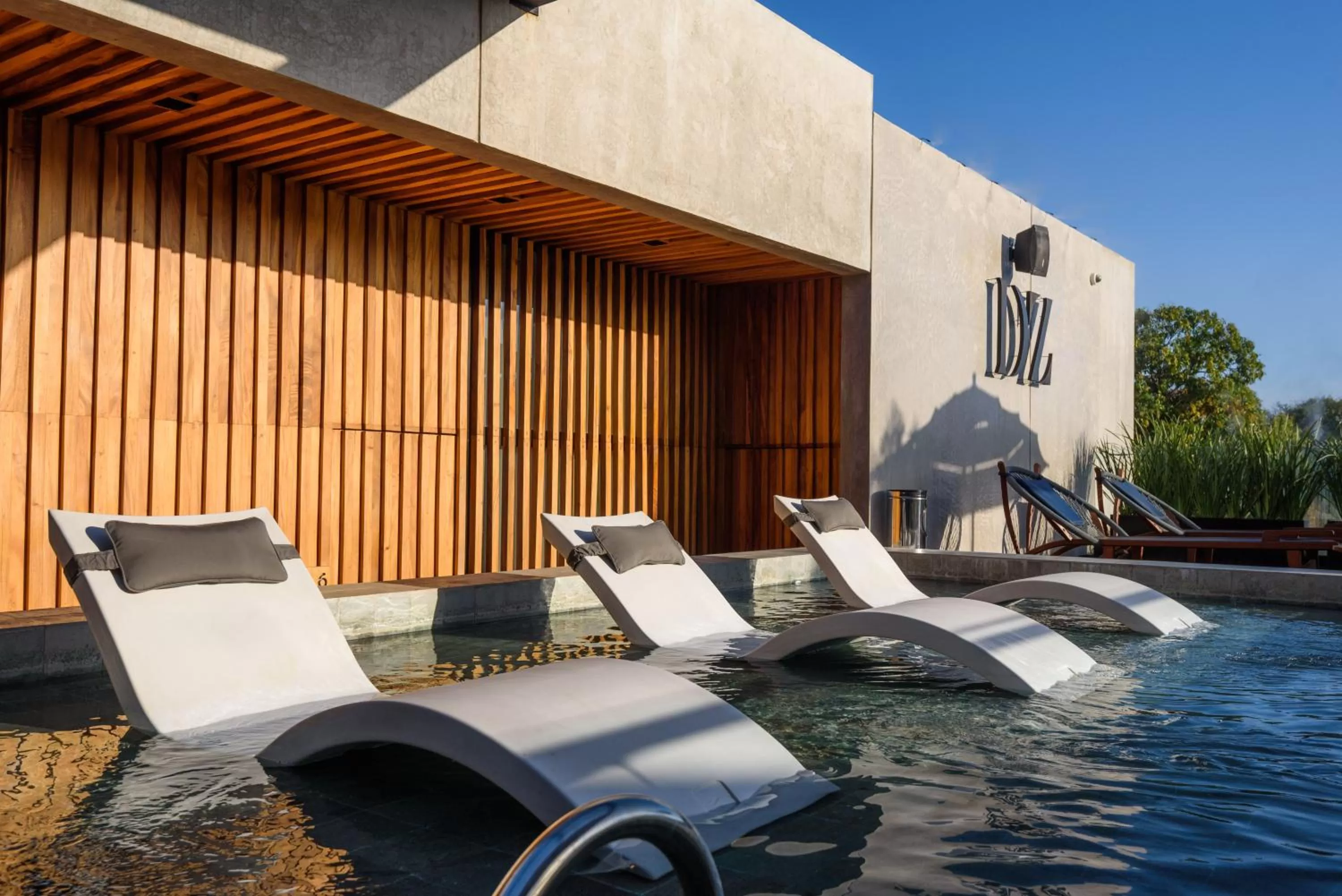 Balcony/Terrace in Diez Diez Collection