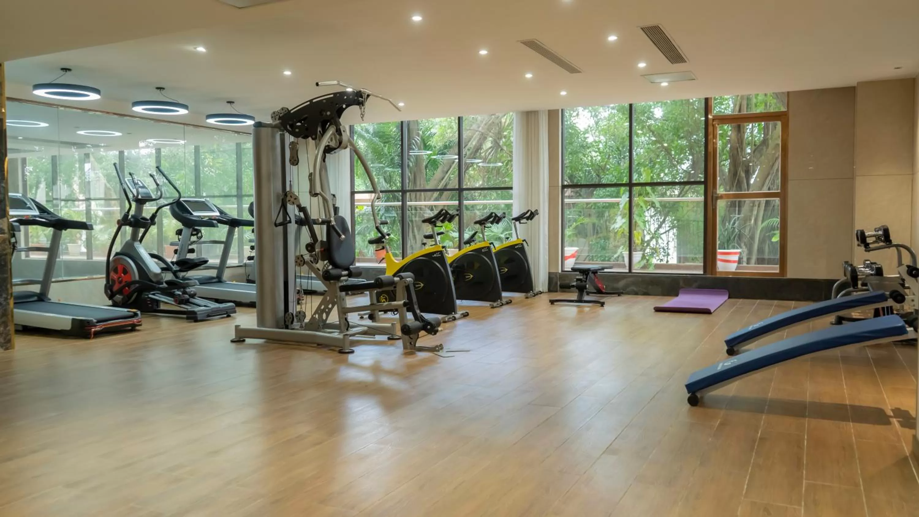 Fitness centre/facilities, Fitness Center/Facilities in Hôtel FAMILLE MONDIALE