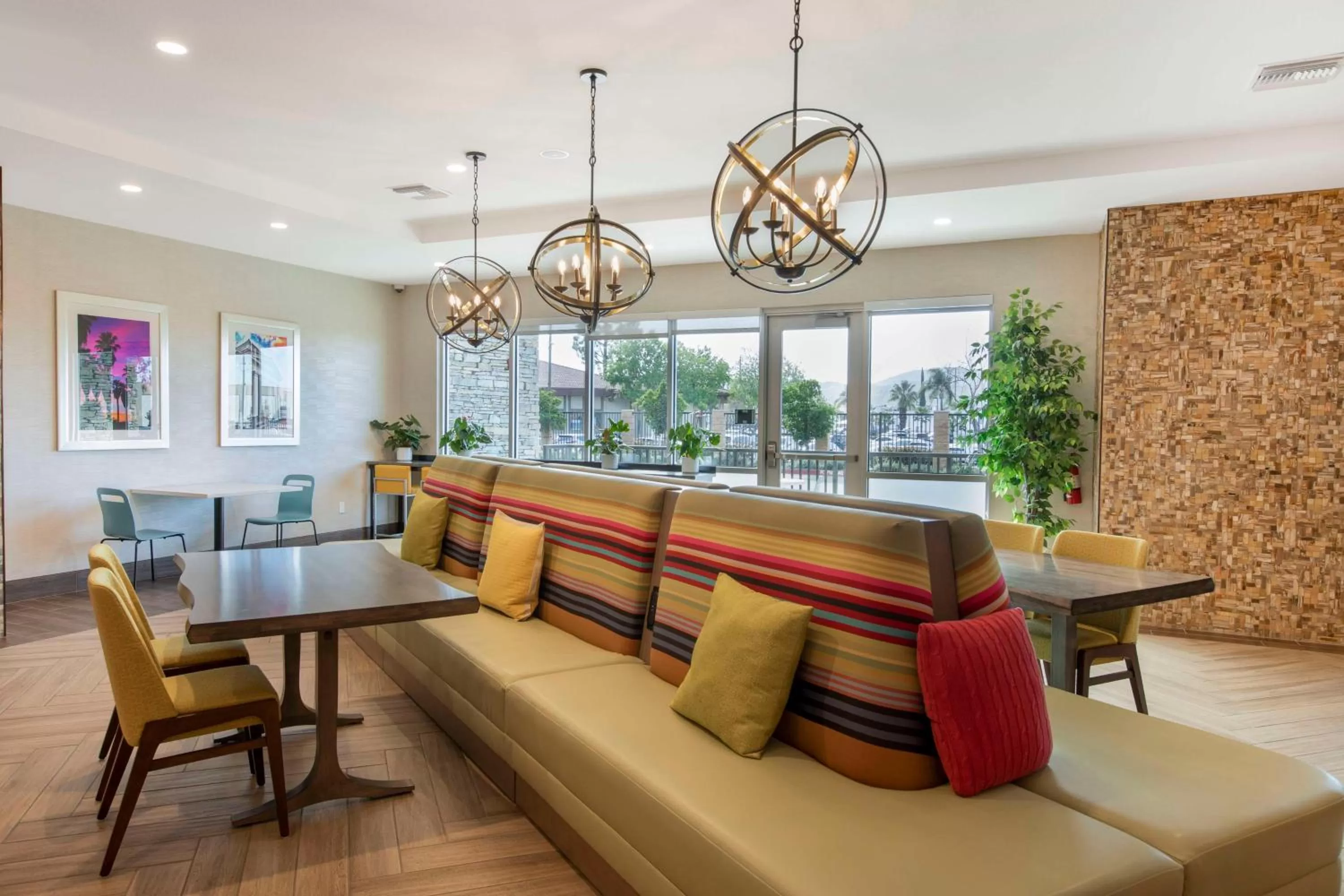 Lobby or reception in Home2 Suites By Hilton Redlands
