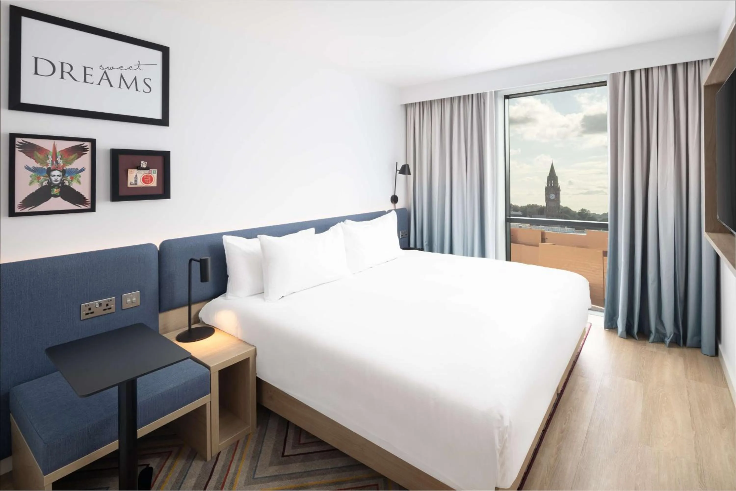 Bed in Hampton By Hilton Rochdale