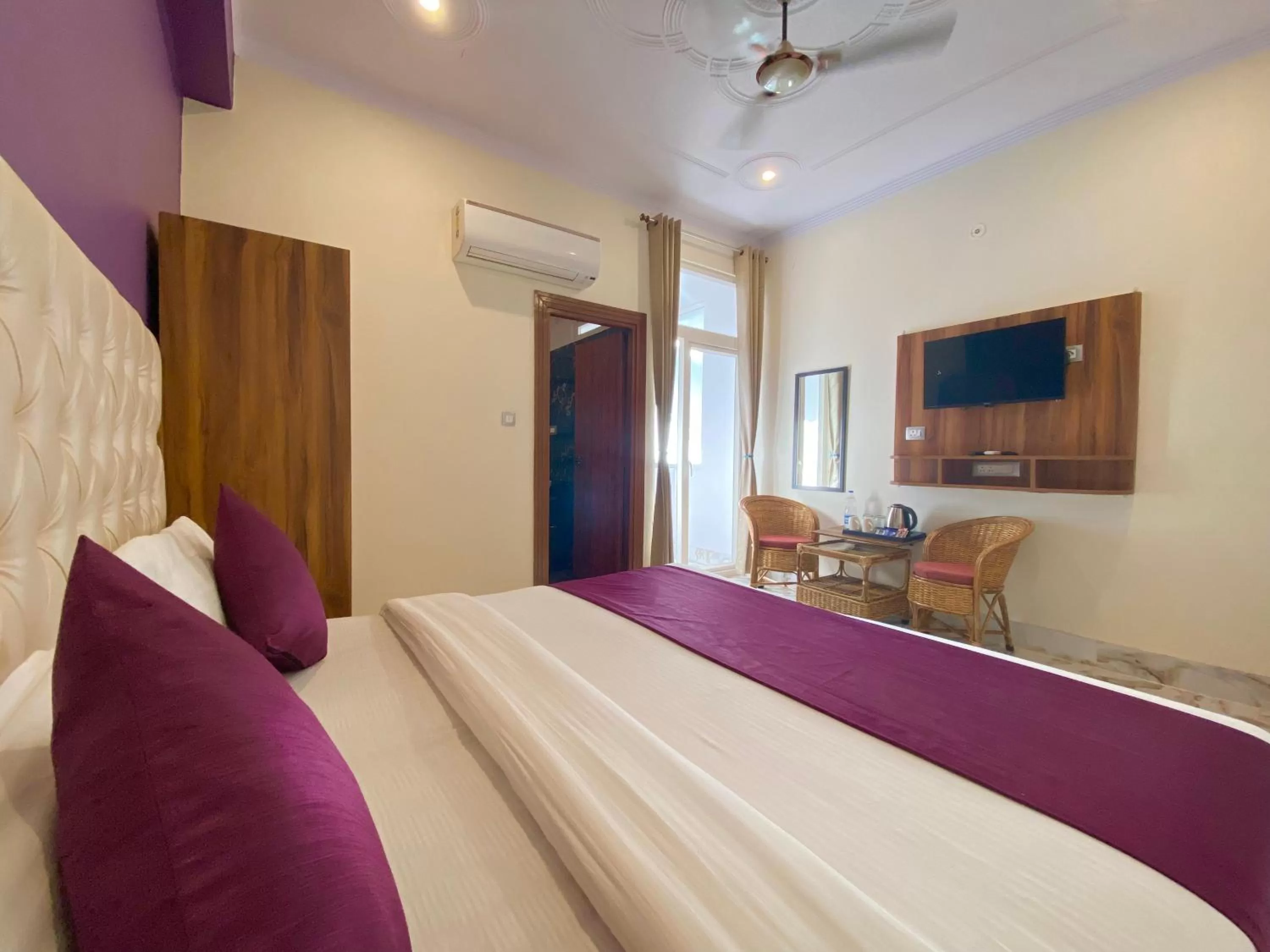 TV and multimedia, Bed in Hotel Rishikesh Grand by Kool Stays